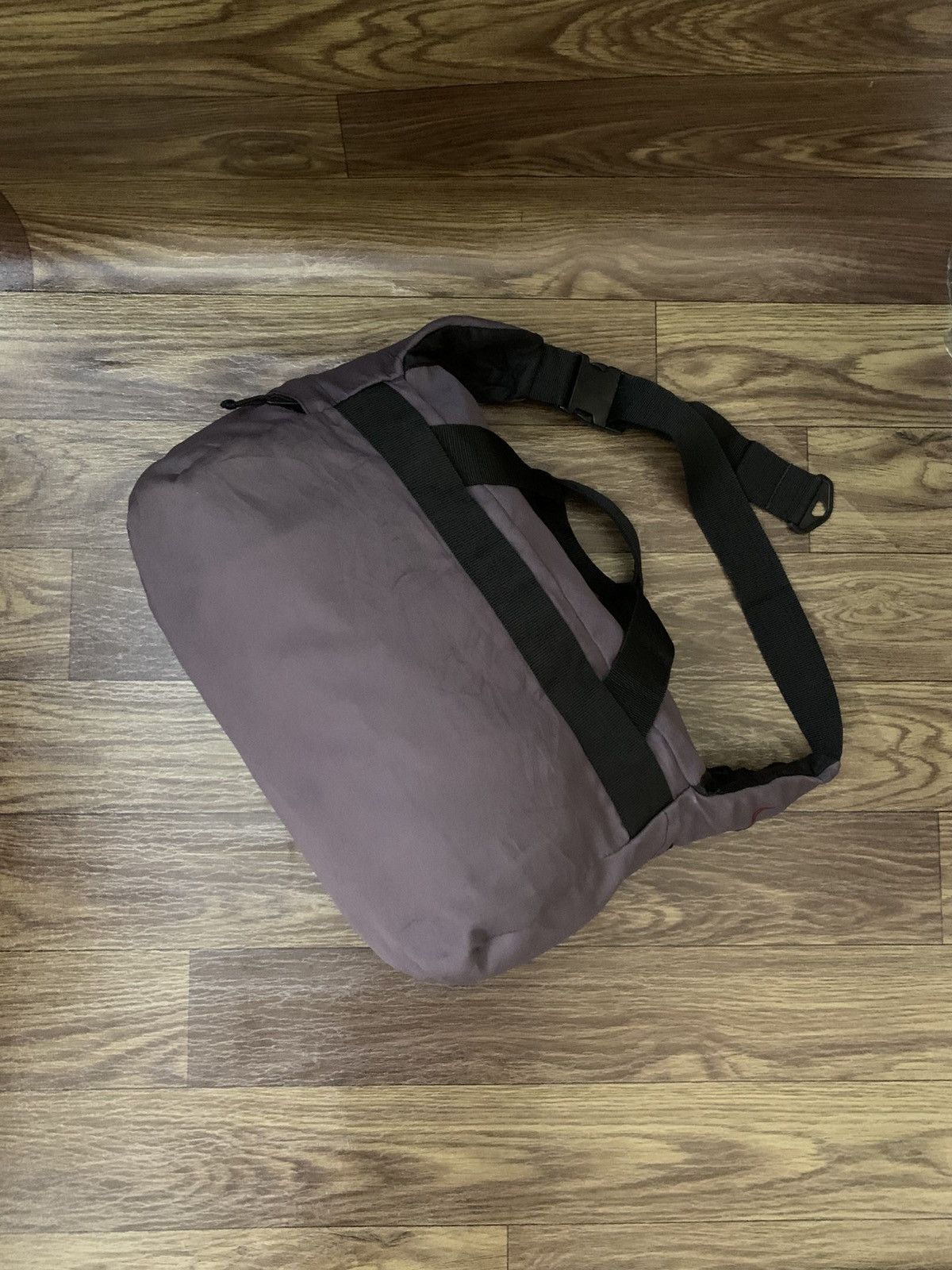 American Eagle Outfitters Japan Vintage Travel Sling Bag AMERICAN EAGLE Size ONE SIZE - 7 Thumbnail