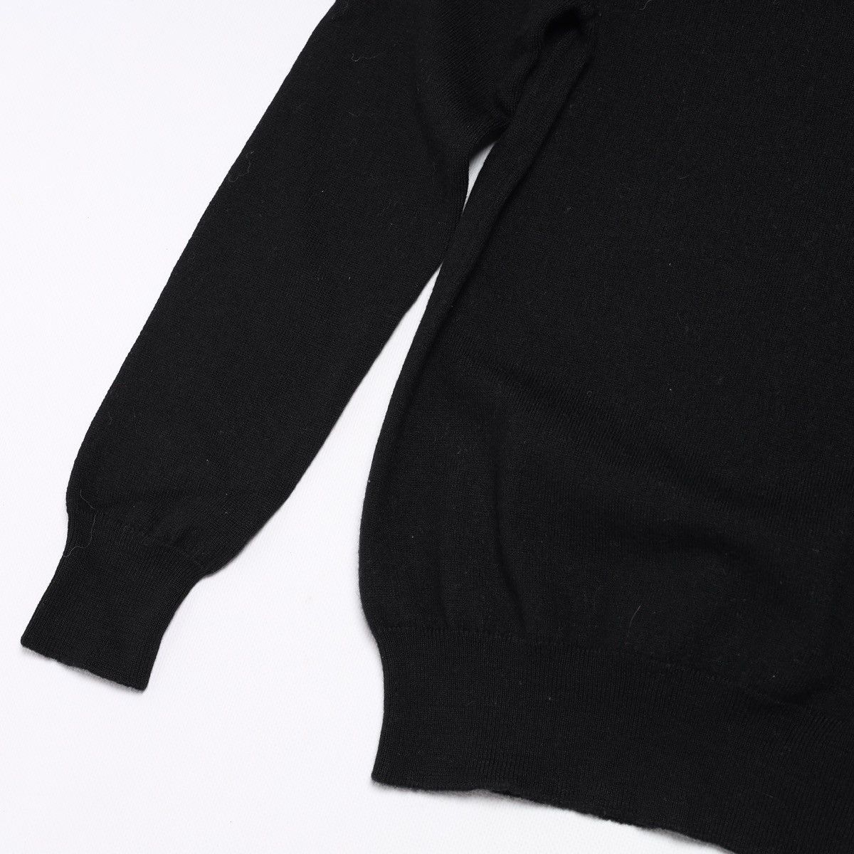 Prada Prada Wool Cardigan it38 size Black Sweater Size XS / US 0-2 / IT 36-38 - 9 Thumbnail