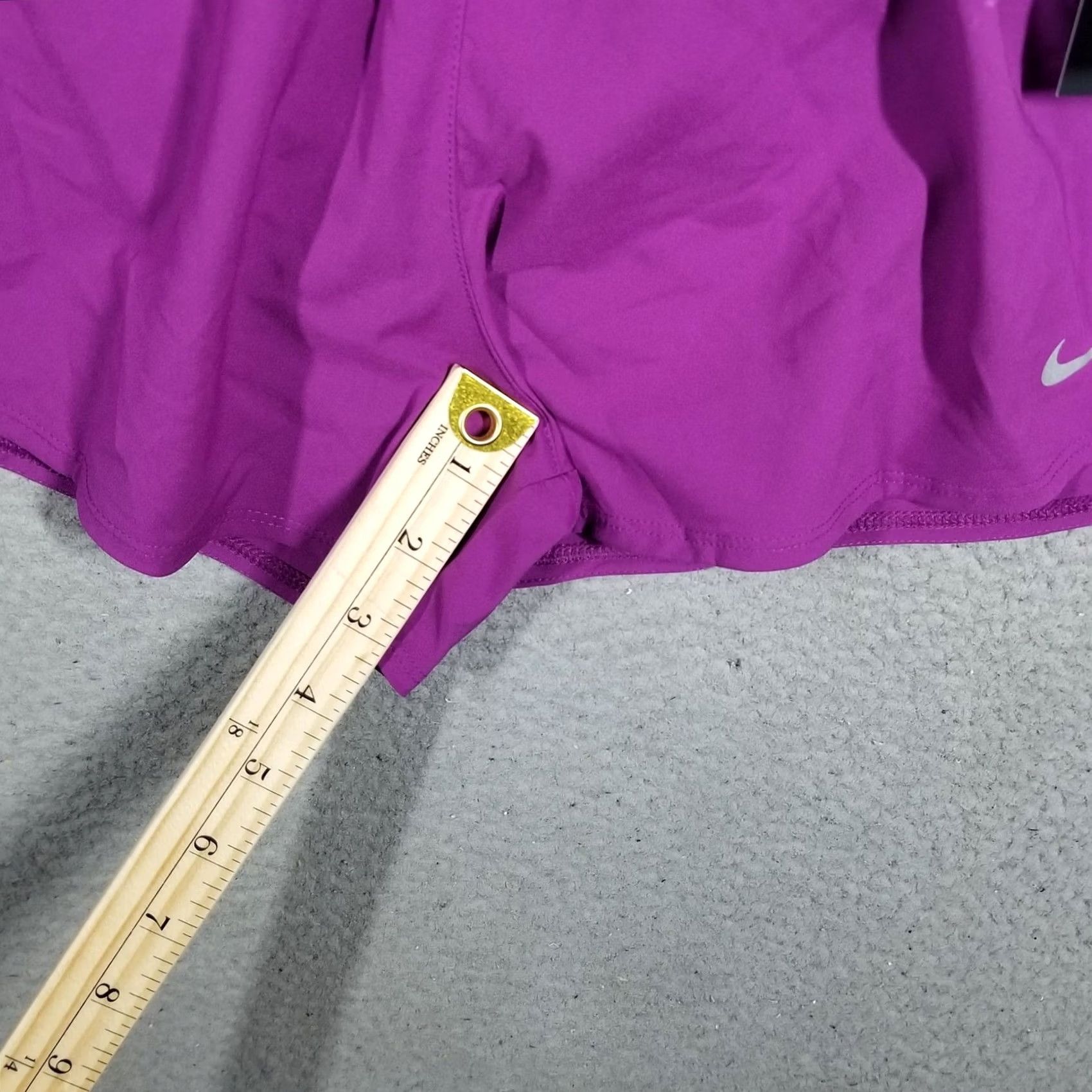 Nike Nike Womens Small Purple Dri-FIT One Mid Rise 3" Training Shorts DX6010-505 Size 28" / US 6 / IT 42 - 7 Thumbnail