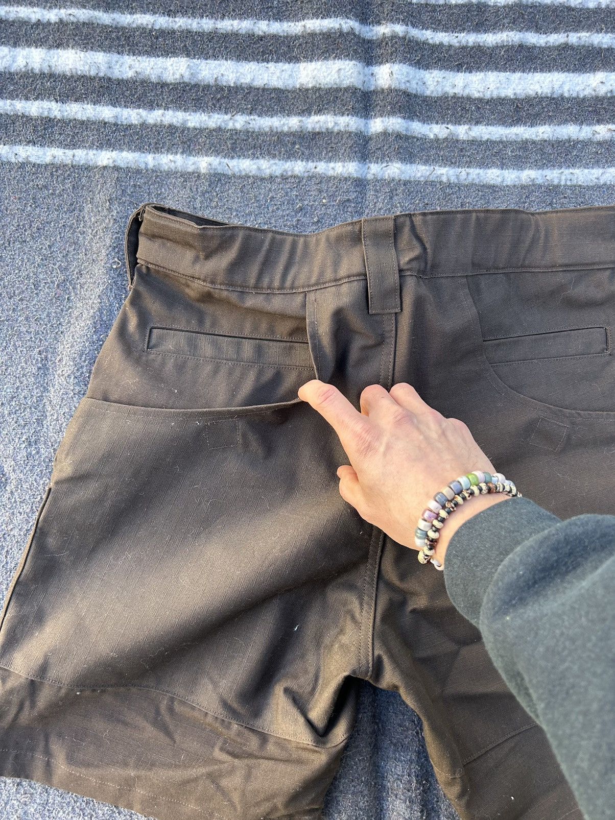 Designer × Japanese Brand Discontd Brown Denary Short Size US 32 / EU 48 - 3 Thumbnail