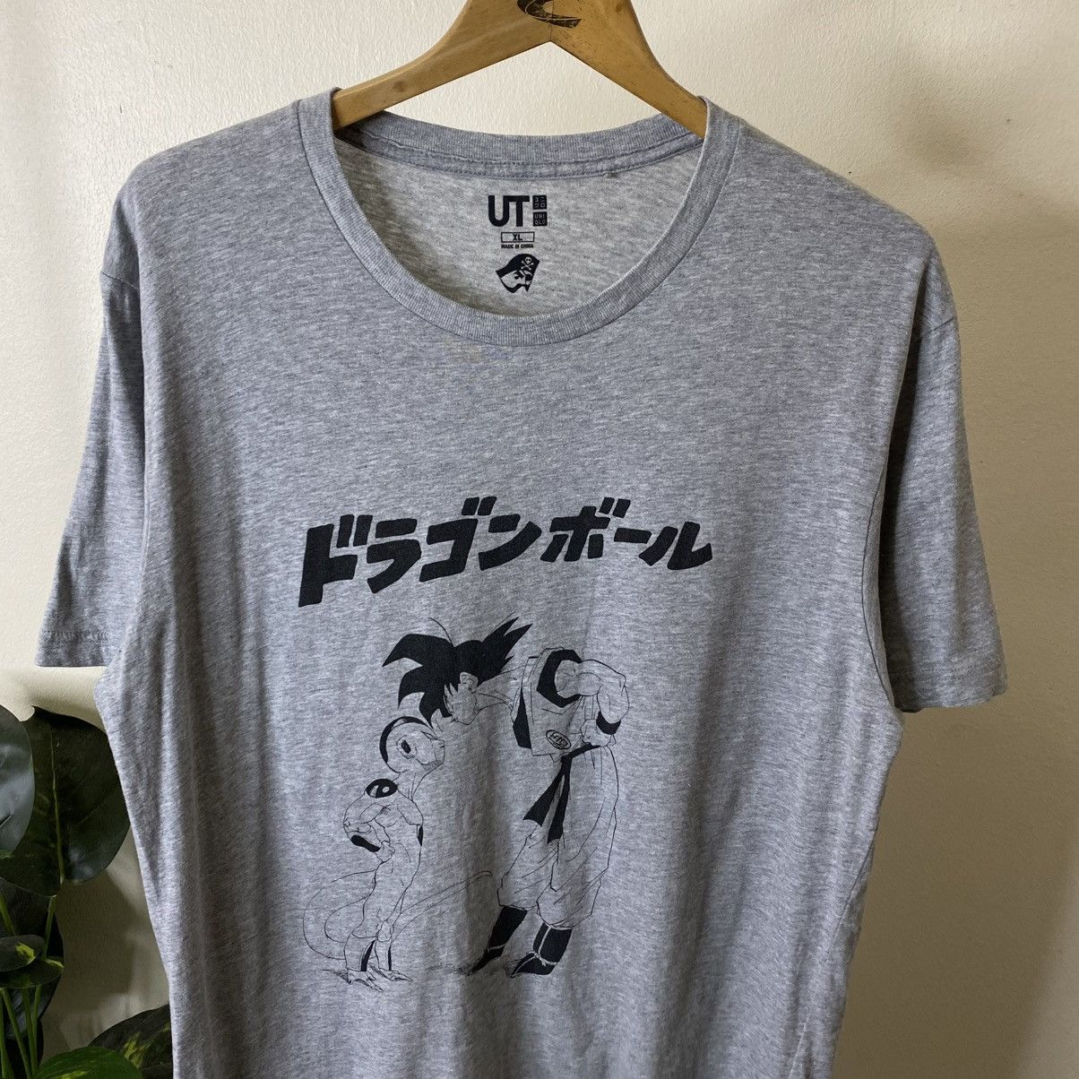 Uniqlo Anime Dragonball Goku Manga Series Collaboration T shirt Size US L / EU 52-54 / 3 - 2 Thumbnail