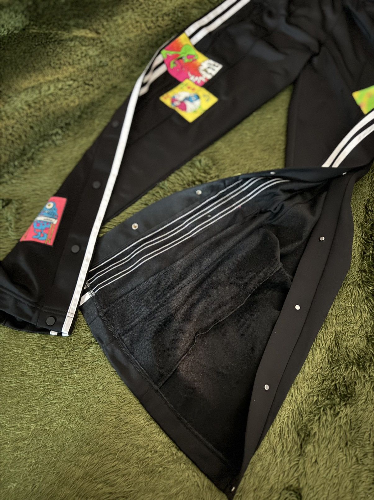 Adidas × Jeremy Scott [S] Adidas x Jeremy Scott Patched Adibreak Track Pants Size US 32 / EU 48 - 7 Thumbnail
