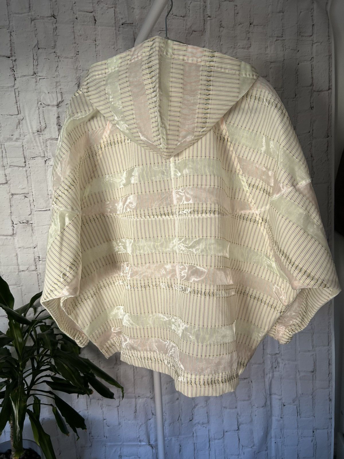 Nike Nike Striped Translucent Oversized Hooded Jacket Size S / US 4 / IT 40 - 7 Thumbnail