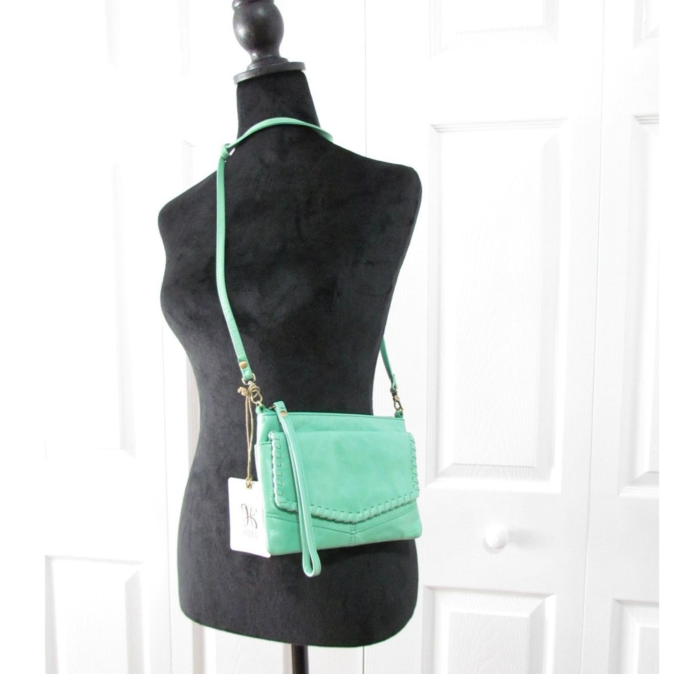 Hobo NWT Hobo Stroll Convertible Crossbody Bag Size ONE SIZE - 7 Thumbnail