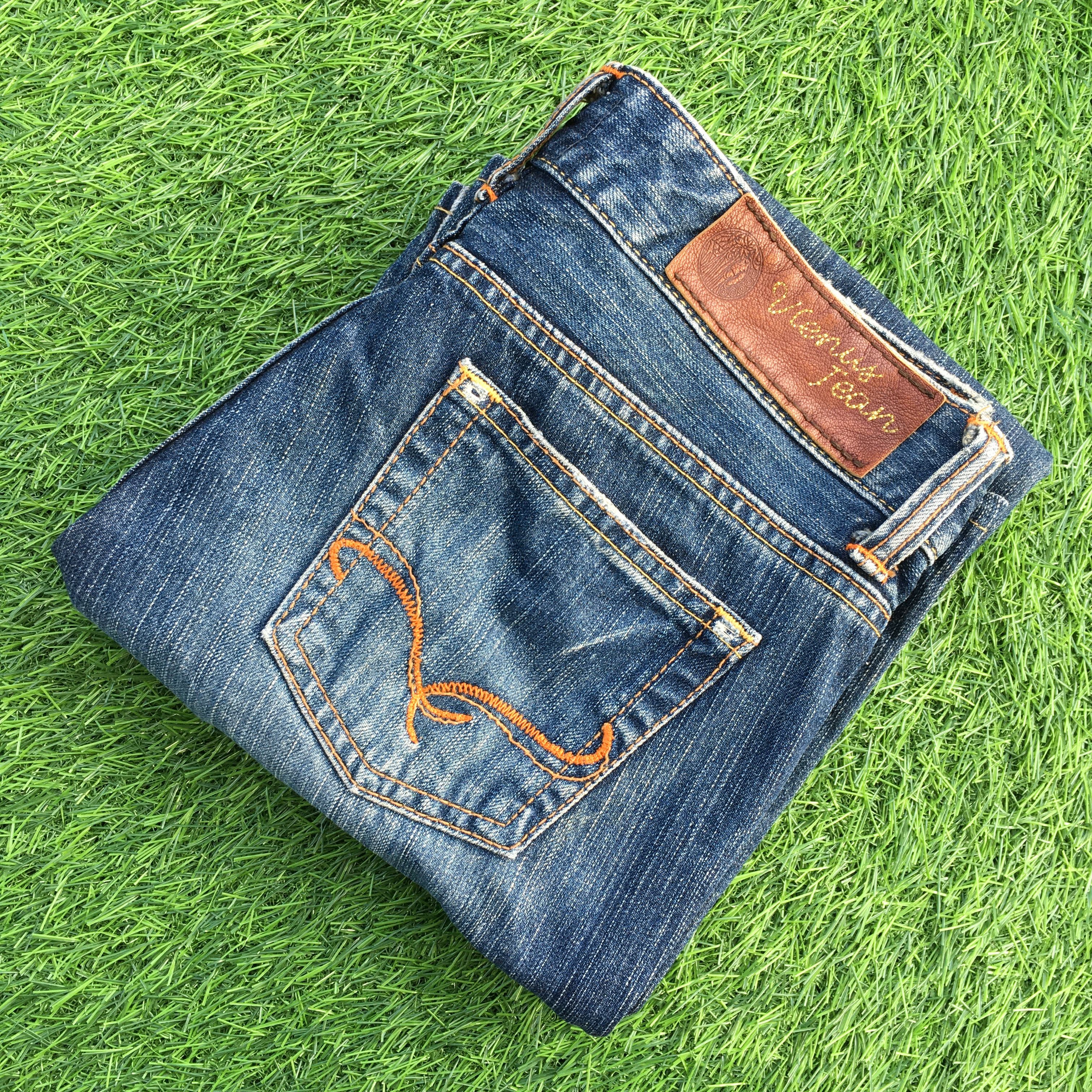Japanese Brand Low Rise Distressed Flare Bootcut Jeans D-1184 Size US 29 - 8 Thumbnail