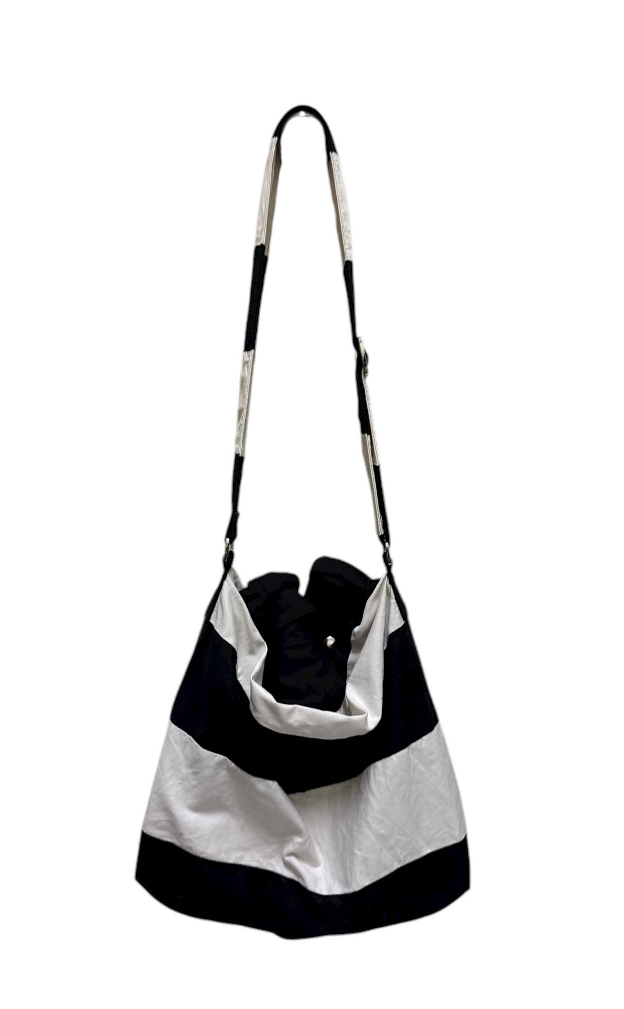 Sunao Kuwahara Sunao Kuwahara Issey Miyake Shoulder Bag/ Tote Bag Size ONE SIZE - 3 Thumbnail