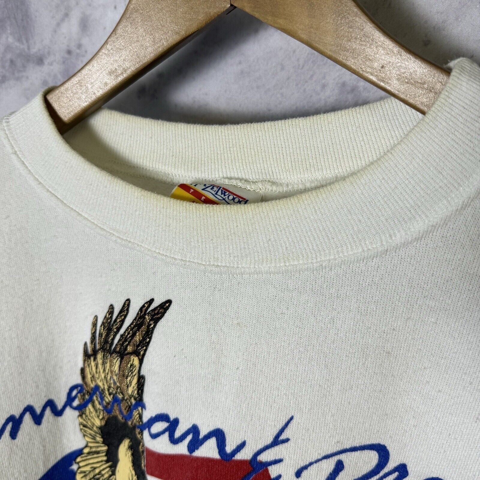 Vintage Vintage 90s American & Proud Sweatshirt Mens Large White Cre Size US L / EU 52-54 / 3 - 4 Thumbnail