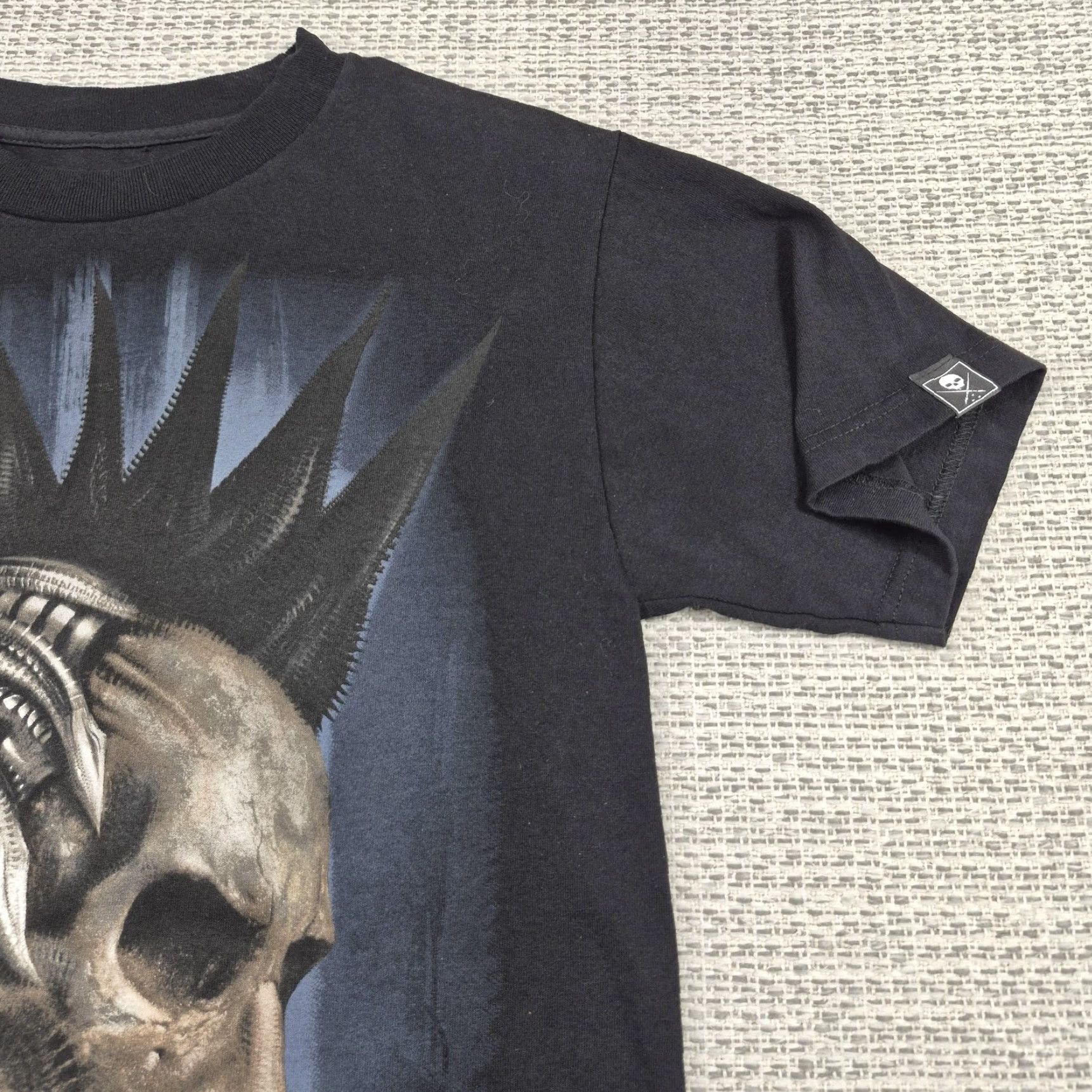Vintage Sullen Art Collective Roman Abrego Shirt Mens Small Black Skull Tattoo Graphic Crew Neck Short Sleeve T-Shirt Size US S / EU 44-46 / 1 - 4 Thumbnail