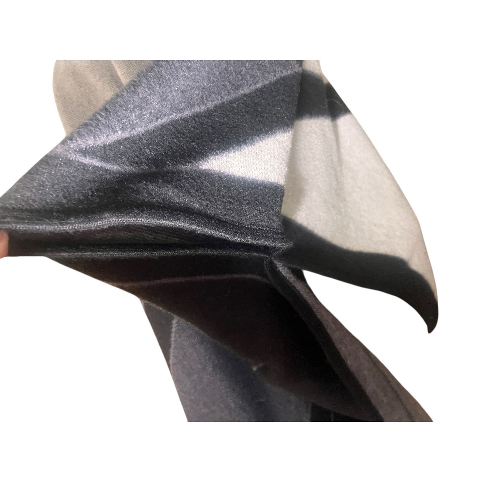 Other Coco + Carmen Fur Trim White Black & Gray Poncho Wrap Size ONE SIZE - 4 Thumbnail