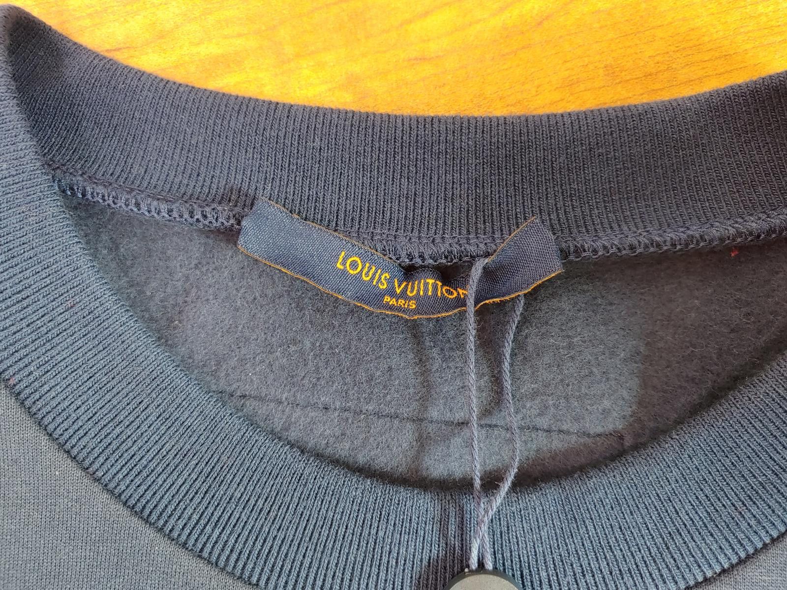 Louis Vuitton Louis Vuitton Stitch Print Embroidered Sweatshirt in Blue Size US XXL / EU 58 / 5 - 6 Thumbnail