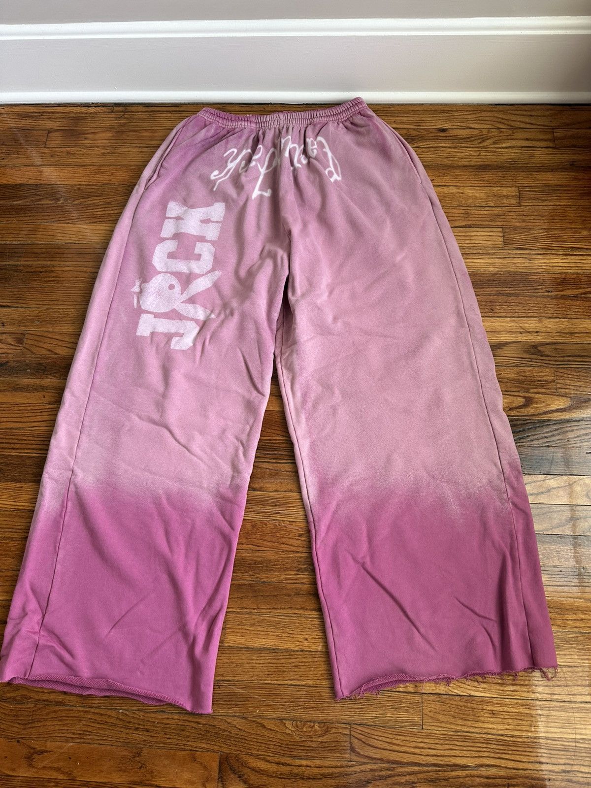 Travis Scott Cactus jack x Playboy sweatpants Size US 34 / EU 50 - 1 Thumbnail