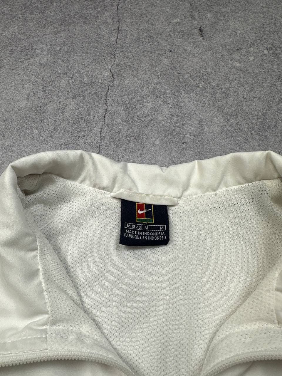Nike Vintage Nike Court Women’s Track Jacket, Size M (8–10) Size M / US 6-8 / IT 42-44 - 4 Thumbnail