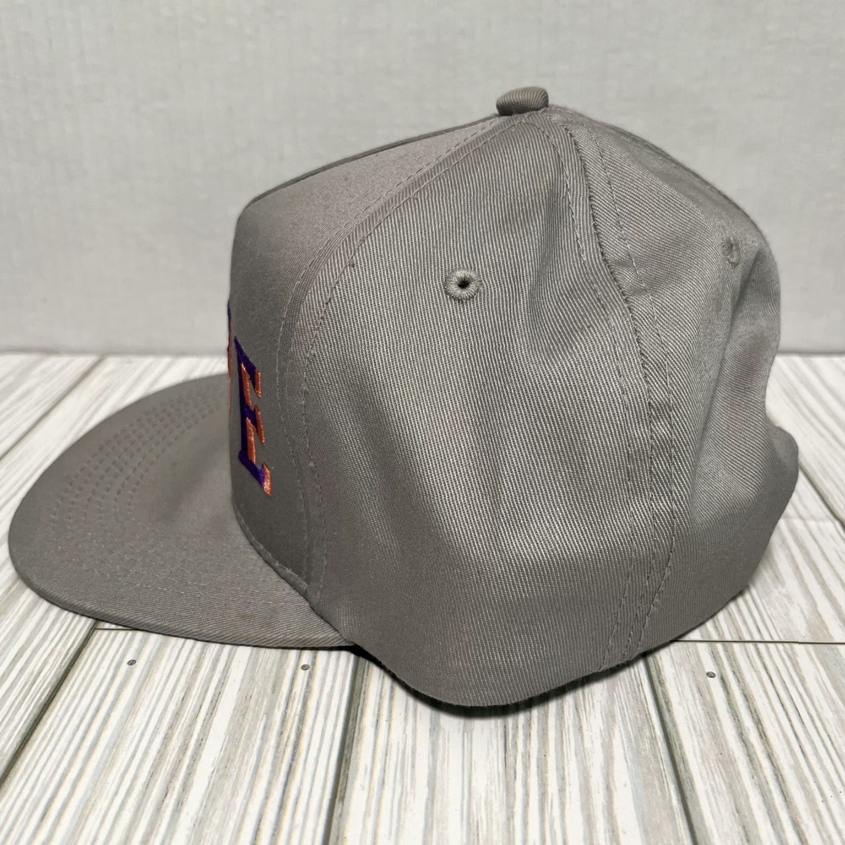 Vintage DOPE Hat Snapback Gray Adjustable Embroidered Cap Men One Size Cotton Knit Sports Outdoor USA 90s? Size ONE SIZE - 4 Thumbnail