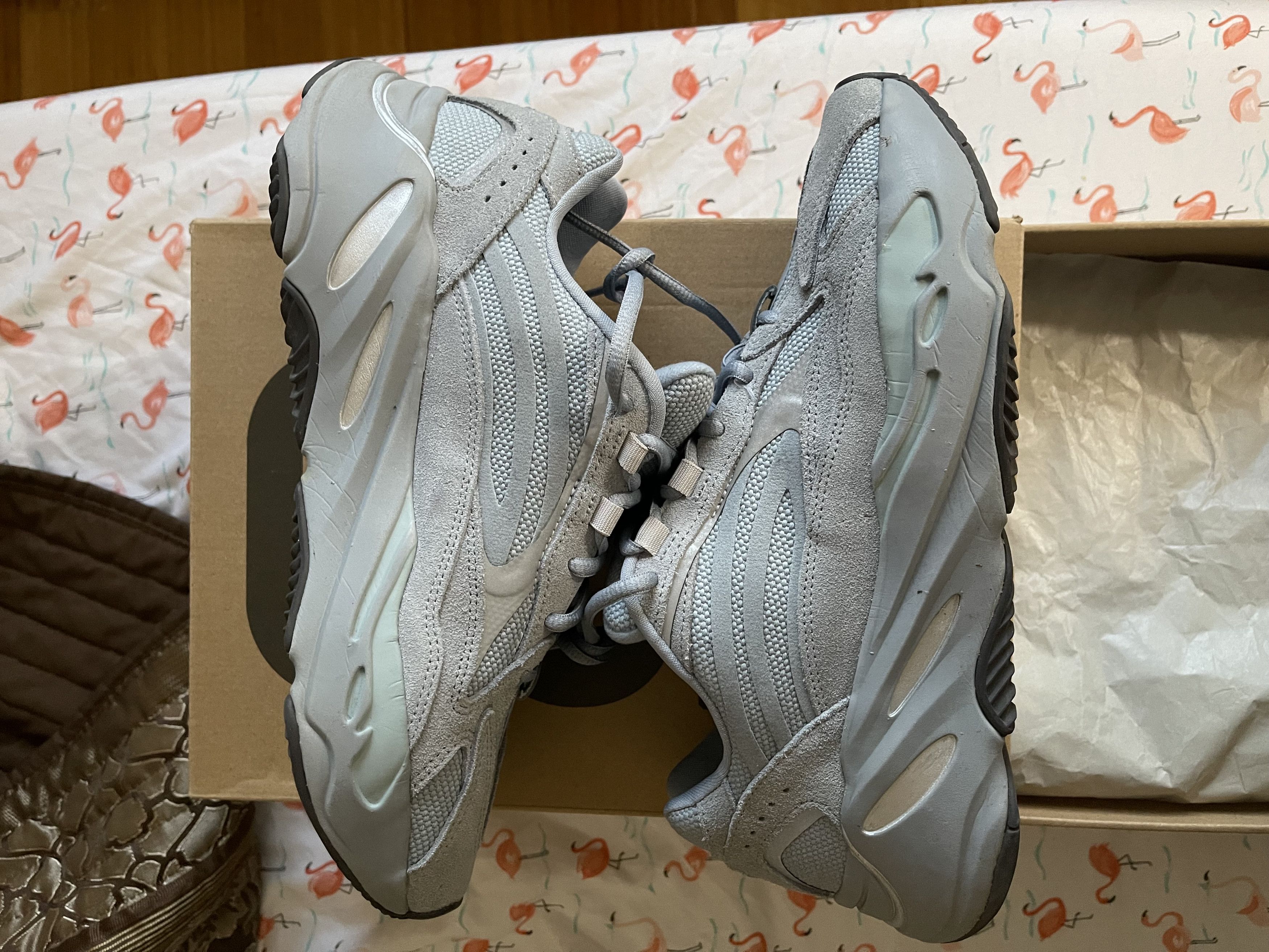 Adidas × Kanye West × Yeezy Yeezy 700 Hospital blue Size US 9 / EU 42 - 4 Thumbnail