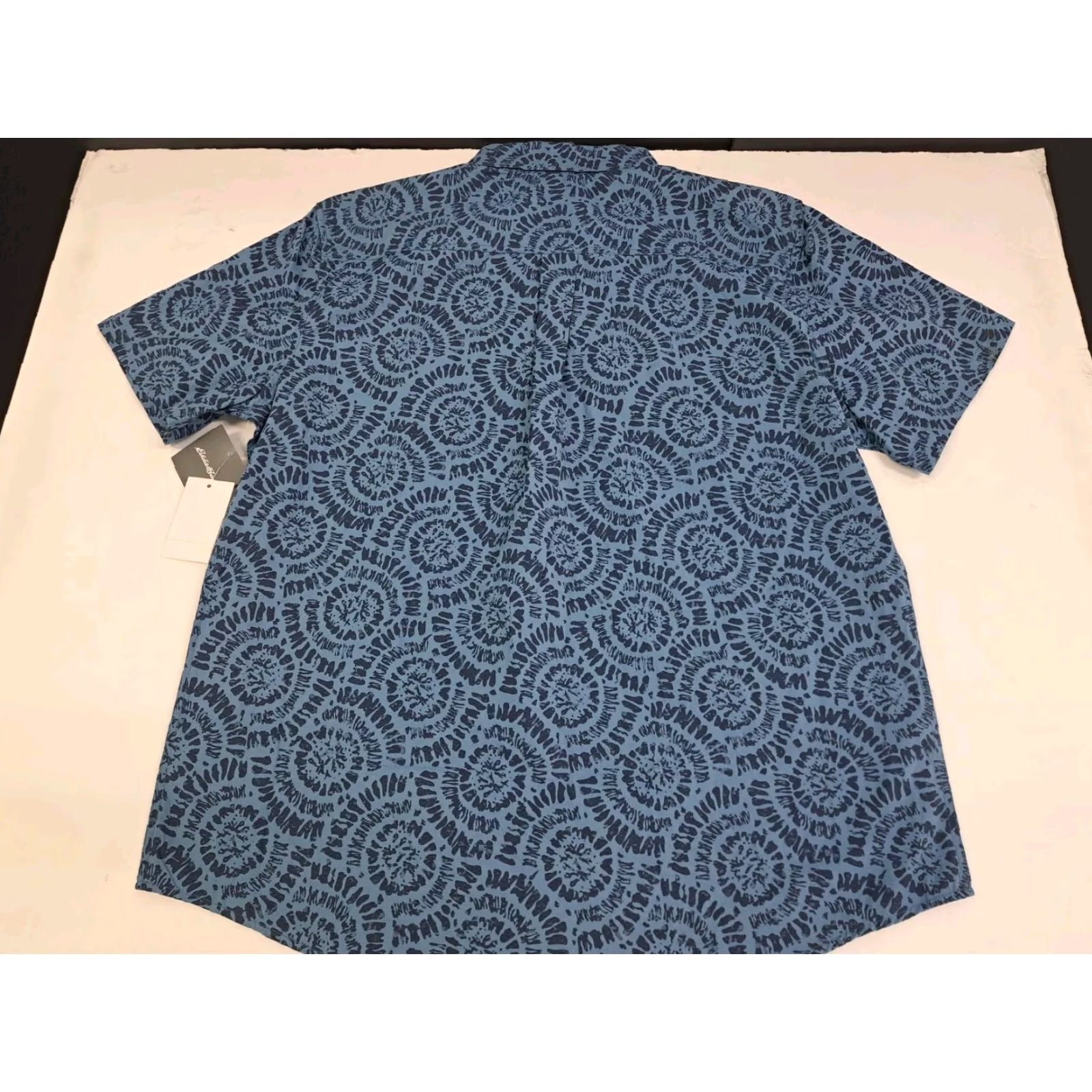 Eddie Bauer NWT Eddie Bauer Harbormist Short Sleeve Button-Up Shirt Large Blue Size US L / EU 52-54 / 3 - 3 Thumbnail