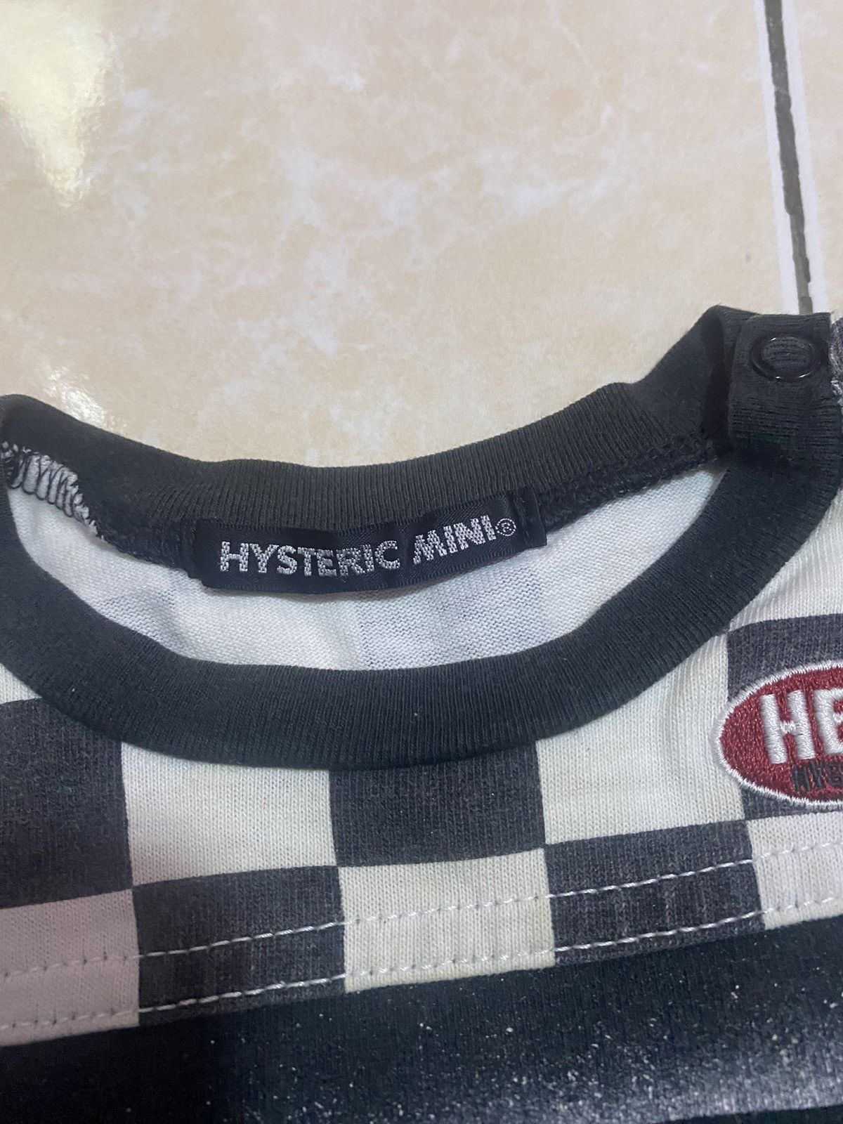 Hysteric Glamour Bundle Hysteric Glamour Kid Two beanie Hats One Tshirt Size ONE SIZE - 4 Thumbnail