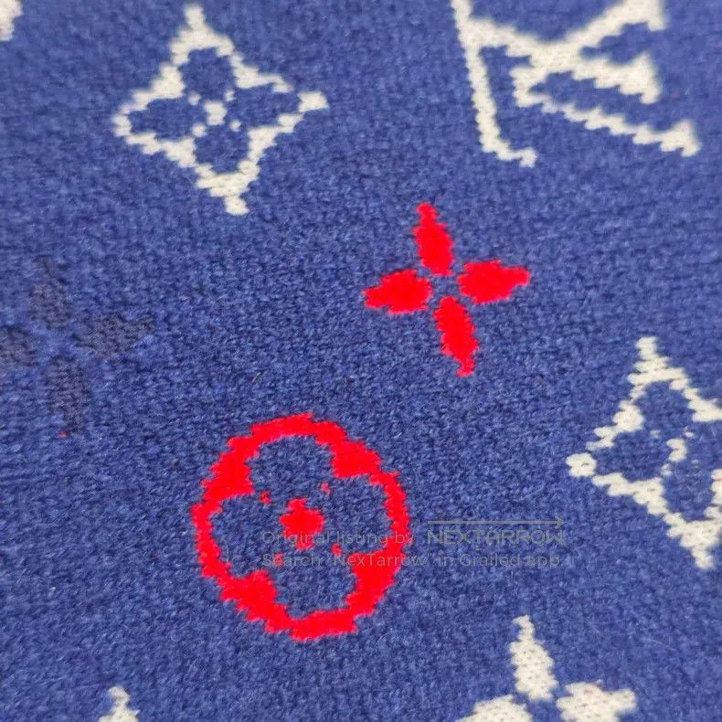 Louis Vuitton Louis Vuitton Blue full logo sweater Size US XS / EU 42 / 0 - 7 Thumbnail