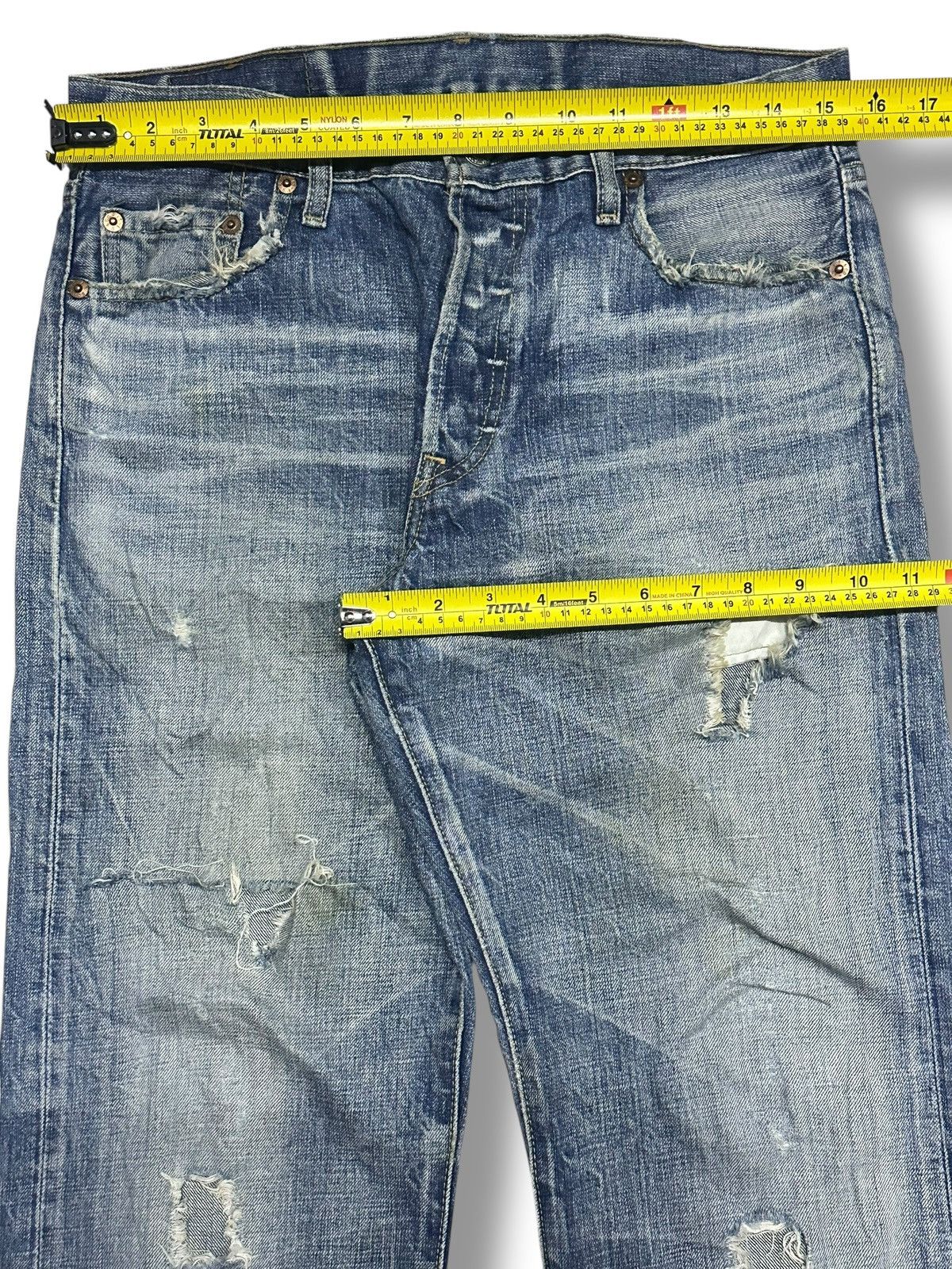 Levi's Levis 501 Vintage 90's Distressed & Faded Style Baggy Loose Size US 31 - 15 Thumbnail