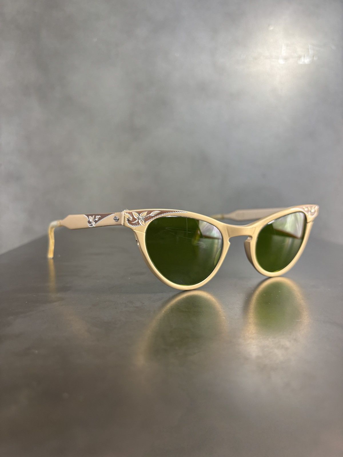 Vintage 1960s ArtCraft Sunglasses True Vintage Cat Eye Aluminum 1950 Size ONE SIZE - 21 Thumbnail