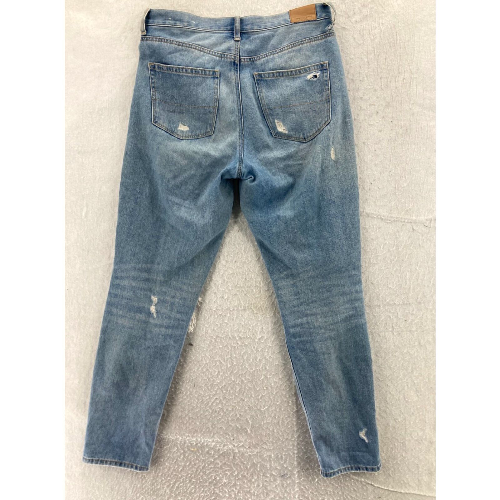 American Eagle Outfitters American Eagle Outfitters Jeans Womens 6 Denim Distressed Jeans - Blue 6 Regular Distressed 5-Pocket Tapered Jeans Womens Size 28" / US 6 / IT 42 - 7 Thumbnail