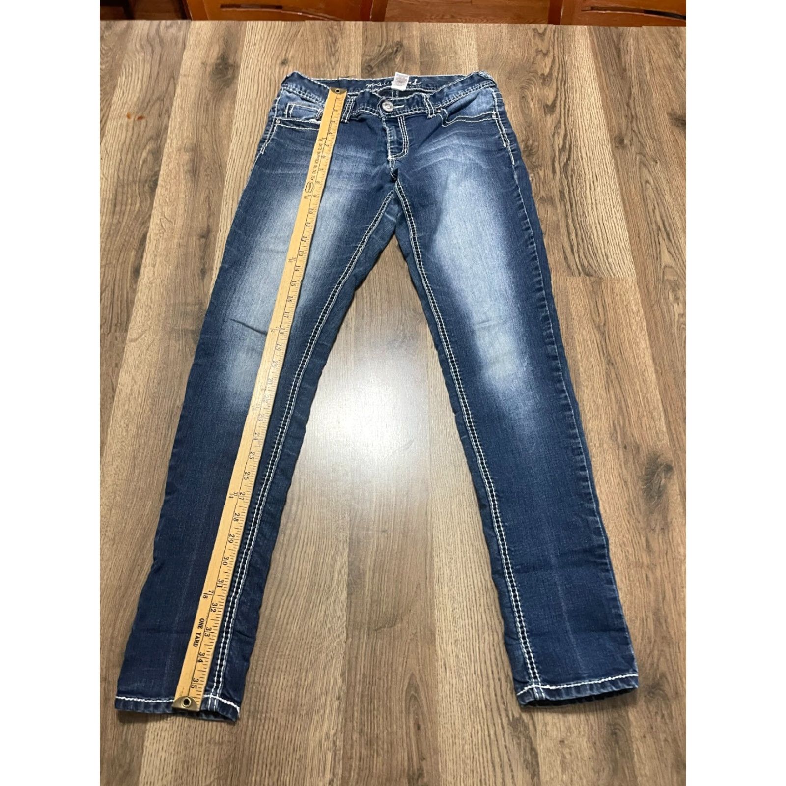 Vintage Maurices Jeans Woman's Size Small Blue Denim Skinny Pockets Regular Inseam 29.5in Size 28" / US 6 / IT 42 - 6 Thumbnail