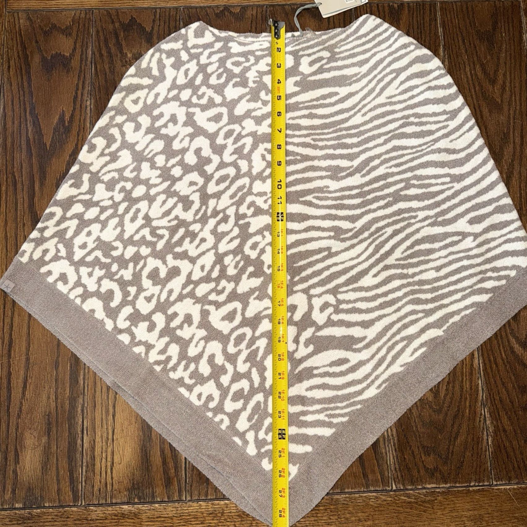 Vintage **CozyChic Barefoot Dreams Dove Gray Animal Print One Size Poncho** User: **CozyChic Barefoot Dreams Dove Gray Animal Print Poncho** Size ONE SIZE - 5 Thumbnail