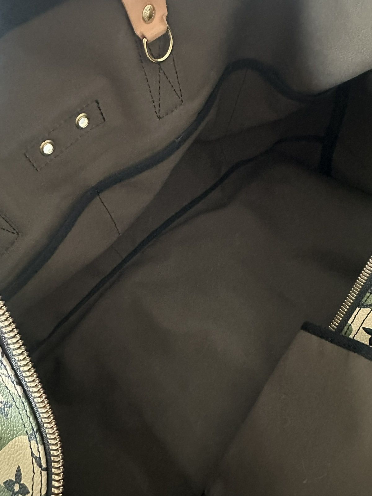 Louis Vuitton × Takashi Murakami Louis Vuitton x Murakami Monogramouflage Duffle Keepall 55 Size ONE SIZE - 18 Thumbnail