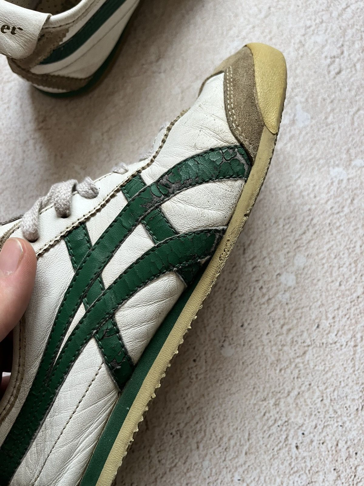 Asics Onitsuka Tiger Vintage Leather Sneakers — Green/White Size US 7 / EU 40 - 6 Thumbnail
