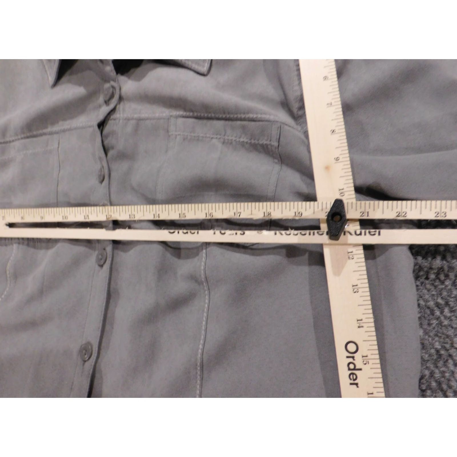 Croft & Barrow Croft & Barrow Womens Button-Up Blouse L Gray Casual Style Shirt Womens Large Gray Button-Up Top Size L / US 10 / IT 46 - 5 Thumbnail