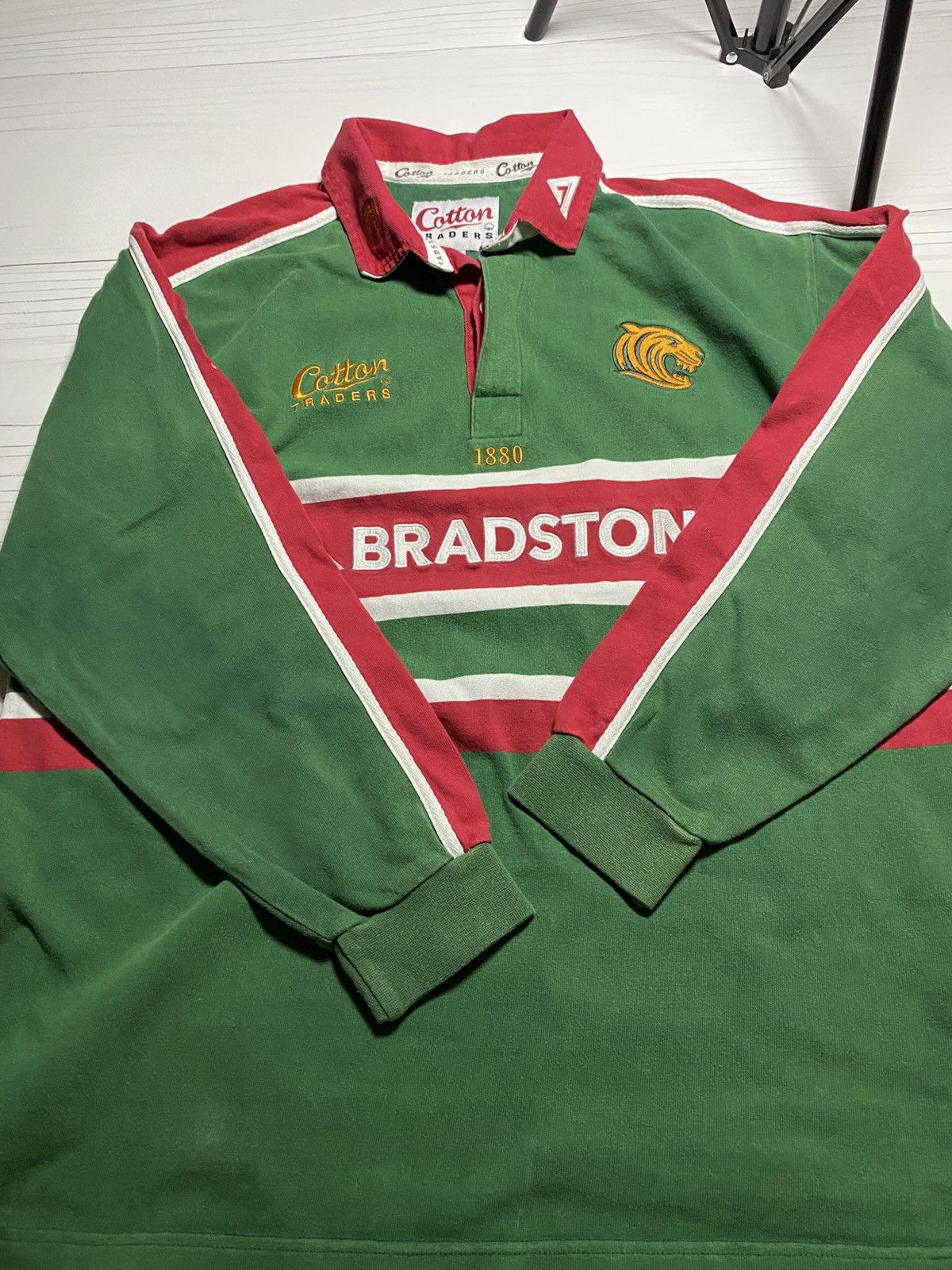 Cotton Traders Vintage Leicester Tigers 2001/02 home rugby y2k longsleeve Size US XL / EU 56 / 4 - 10 Thumbnail