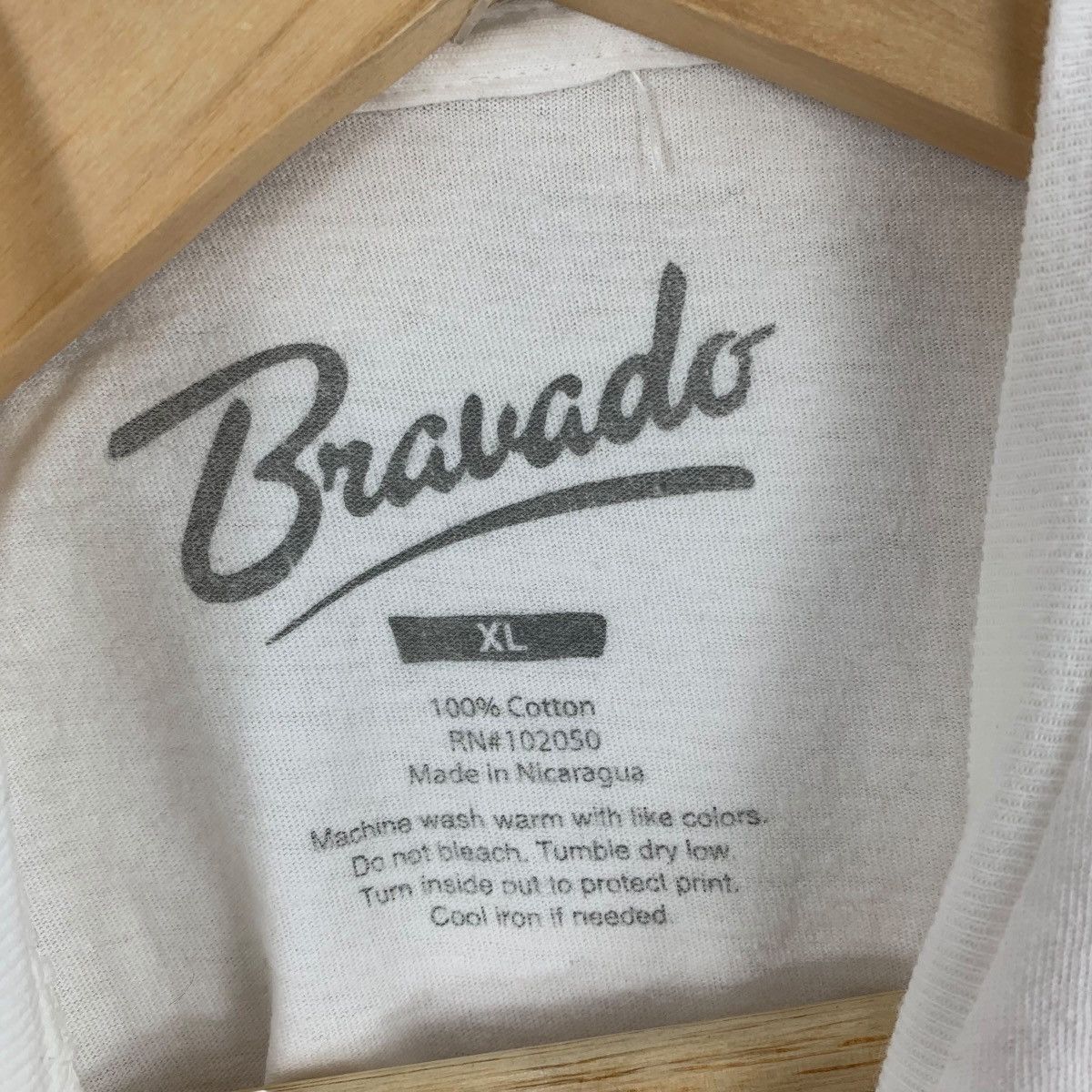 Vintage AMY WINEHOUSE 2016 Cherry Westfield Singer Bravado Tshirt Size US XL / EU 56 / 4 - 5 Thumbnail