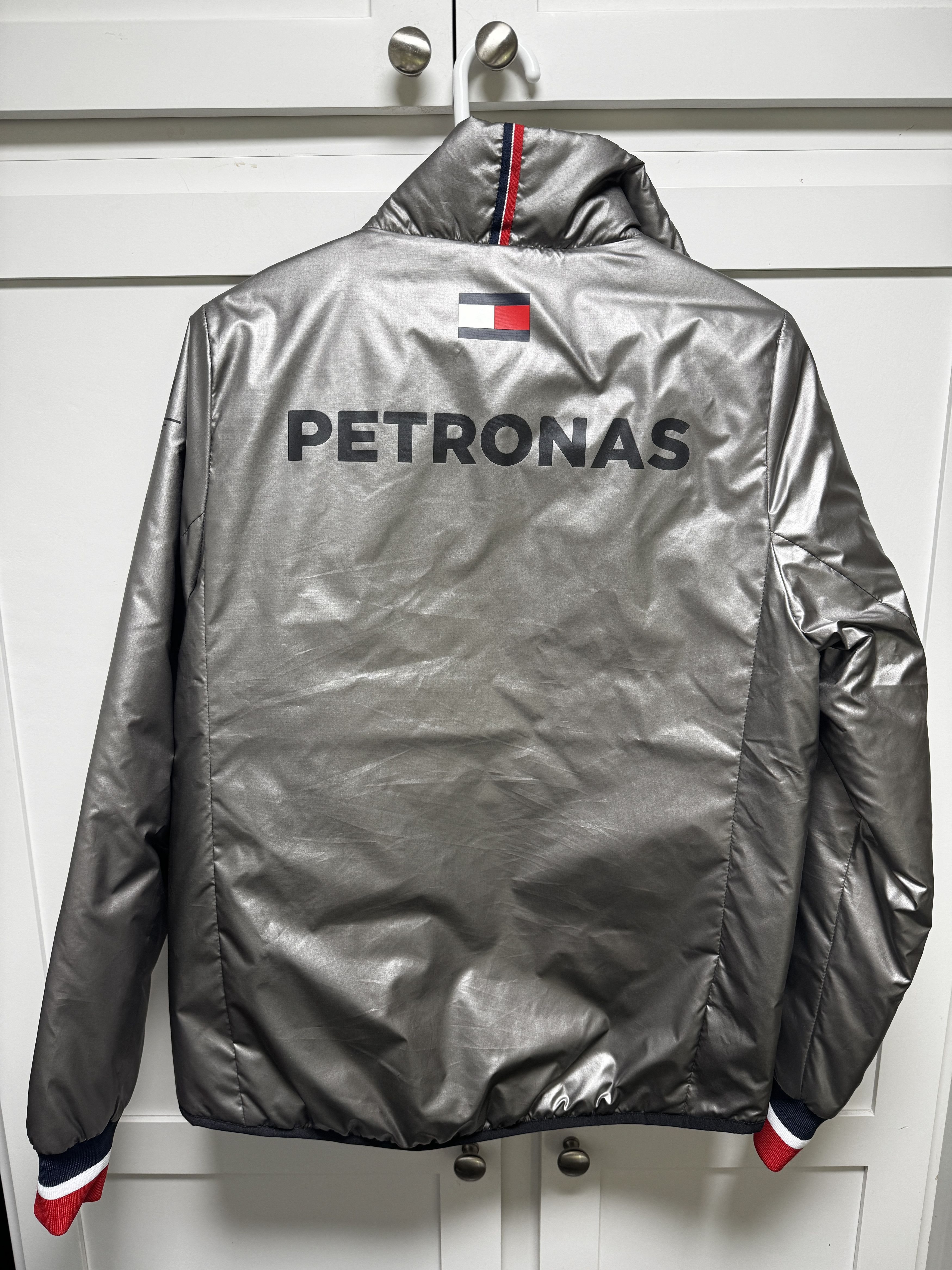 Mercedes-Benz Official Mercedes AMG/Tommy Hilfiger Formula 1 Racing Jacket Size US XS / EU 42 / 0 - 4 Thumbnail