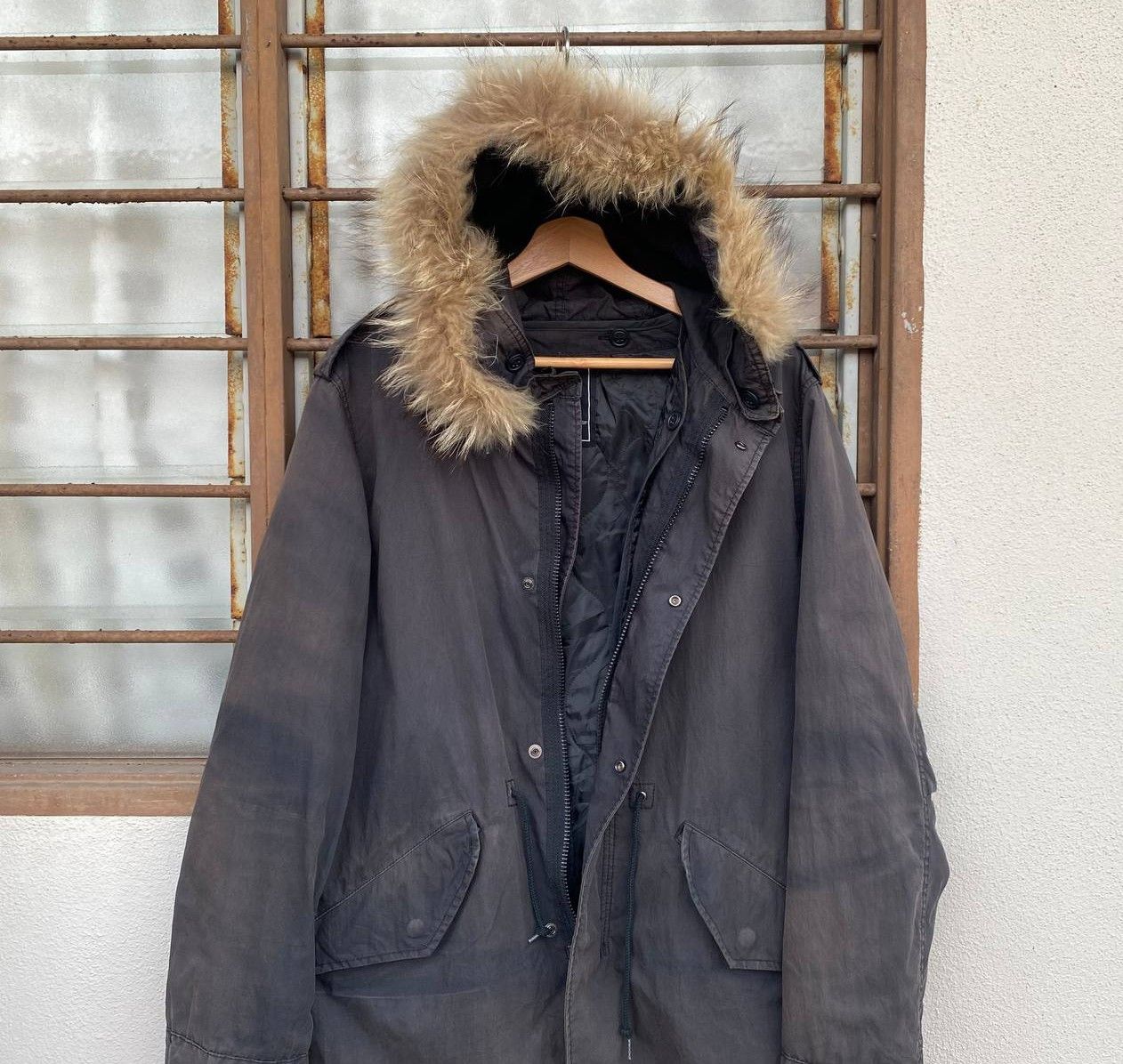 Alpha Industries Vintage Alpha Industries M-51 Fishtail Fur Parka Faded Black Size US XL / EU 56 / 4 - 10 Thumbnail