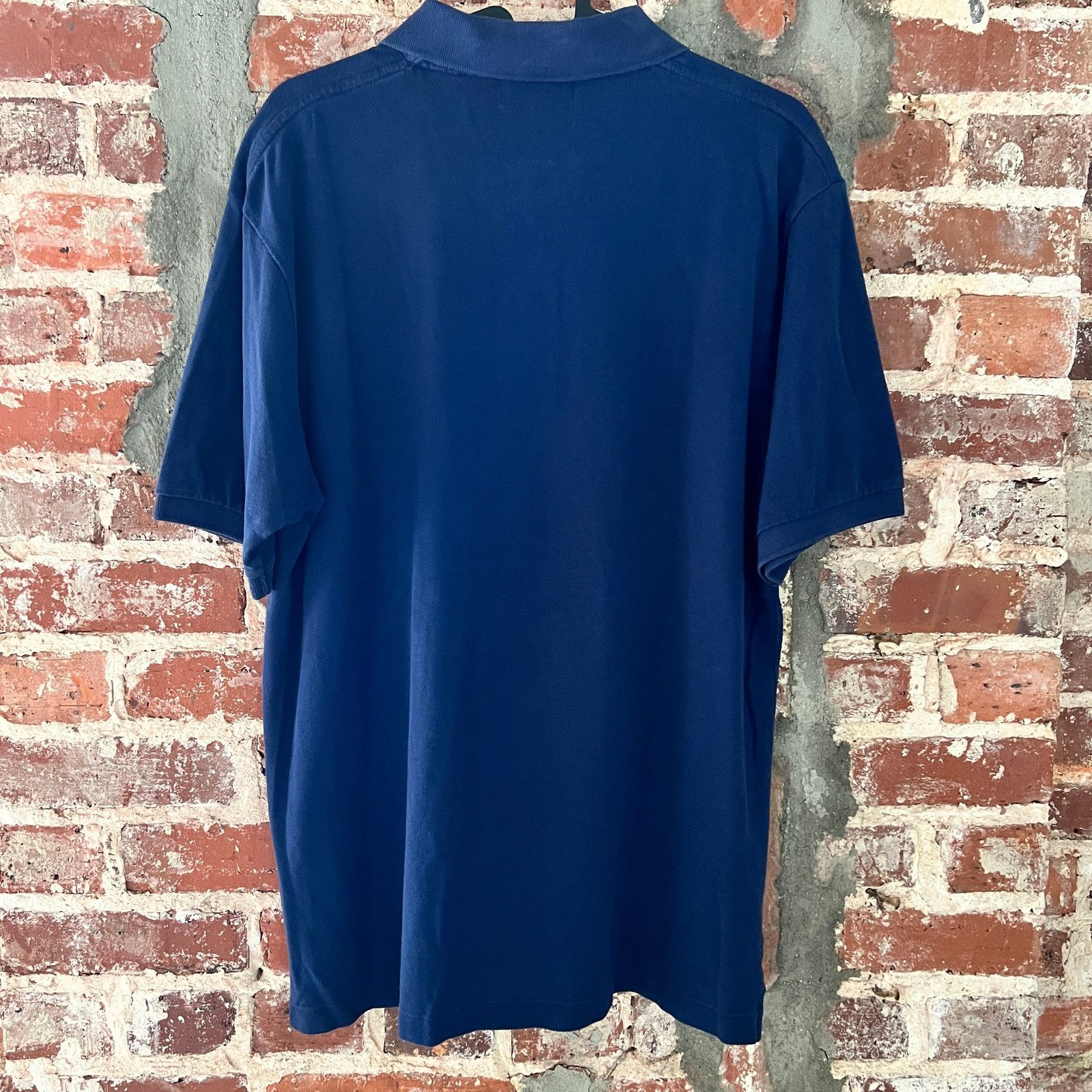 Disney Disneyland Hong Kong Mens Navy Polo Shirt XL 21x26 Size US XL / EU 56 / 4 - 5 Thumbnail
