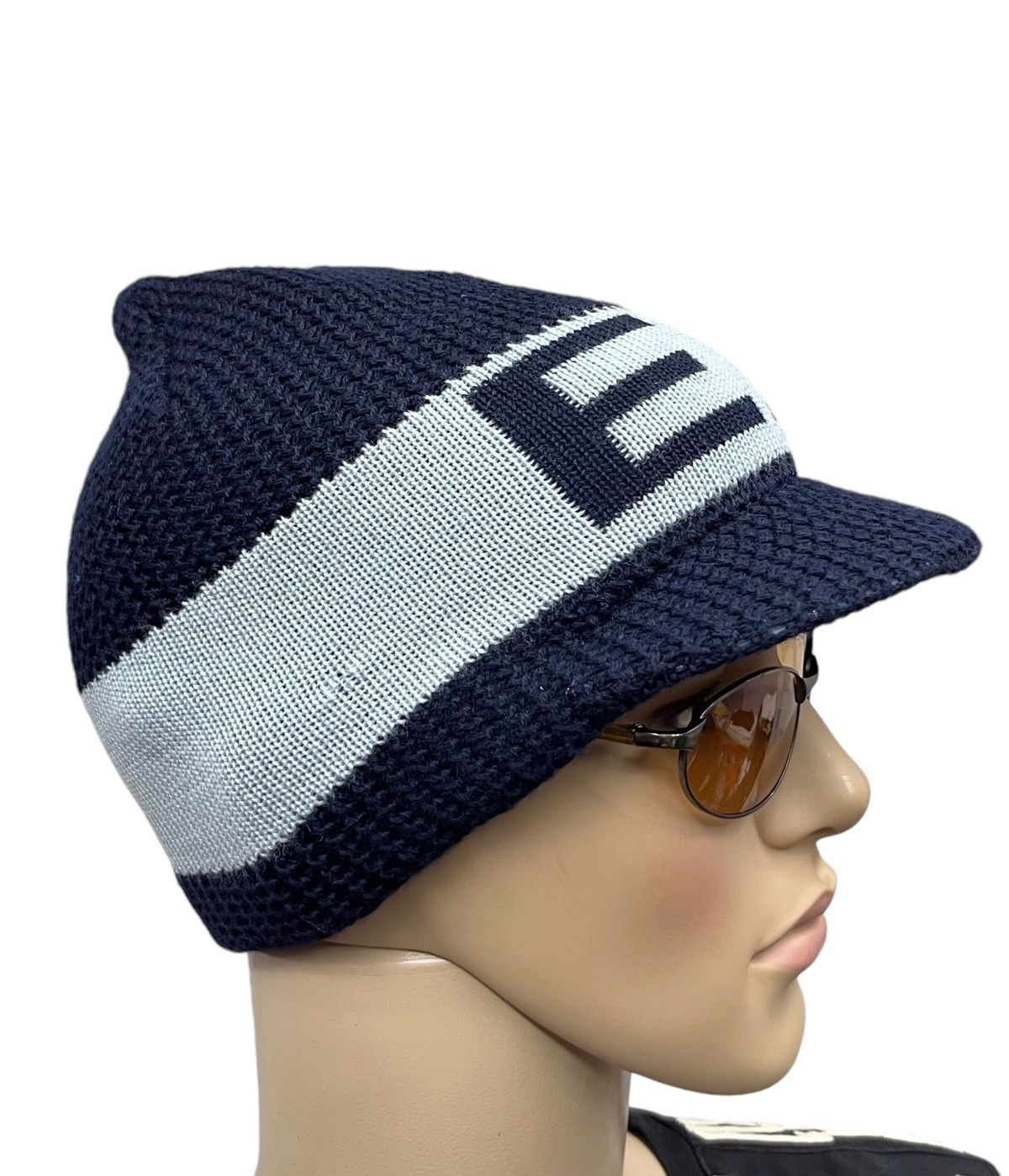 Emporio Armani 🔥Vintage 90’s EMPORIO ARMANI ITALY Virgin Wool Visor Beanie Size ONE SIZE - 4 Thumbnail