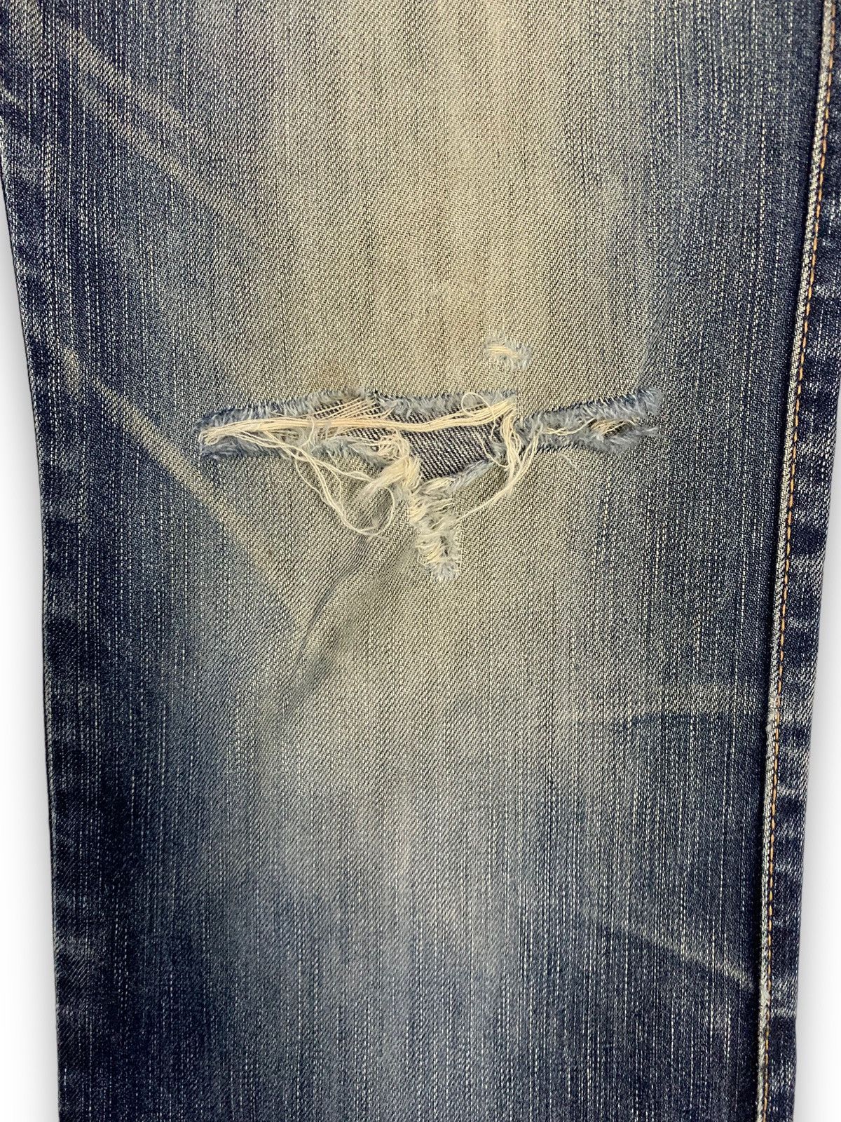 Edwin Vintage Edwin 503 BlueTrip Distressed Jeans Made in Japan Size US 31 - 9 Thumbnail