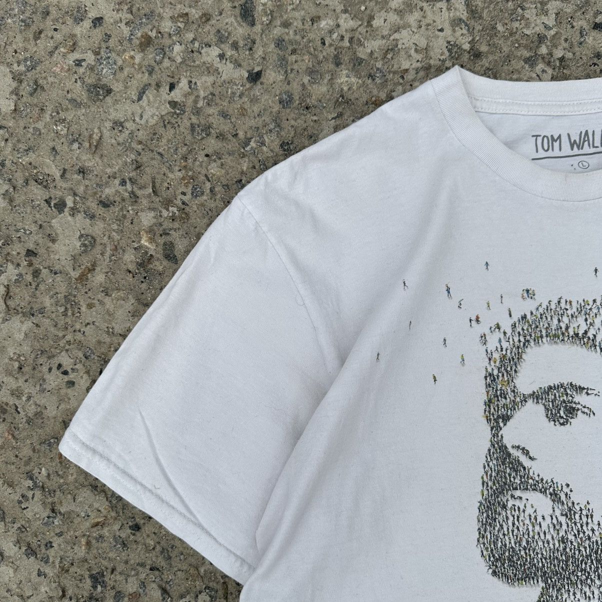 Hypebeast Vintage Tom Walker T-shirts Big Logo Europe Tour 2019 Size US L / EU 52-54 / 3 - 3 Thumbnail