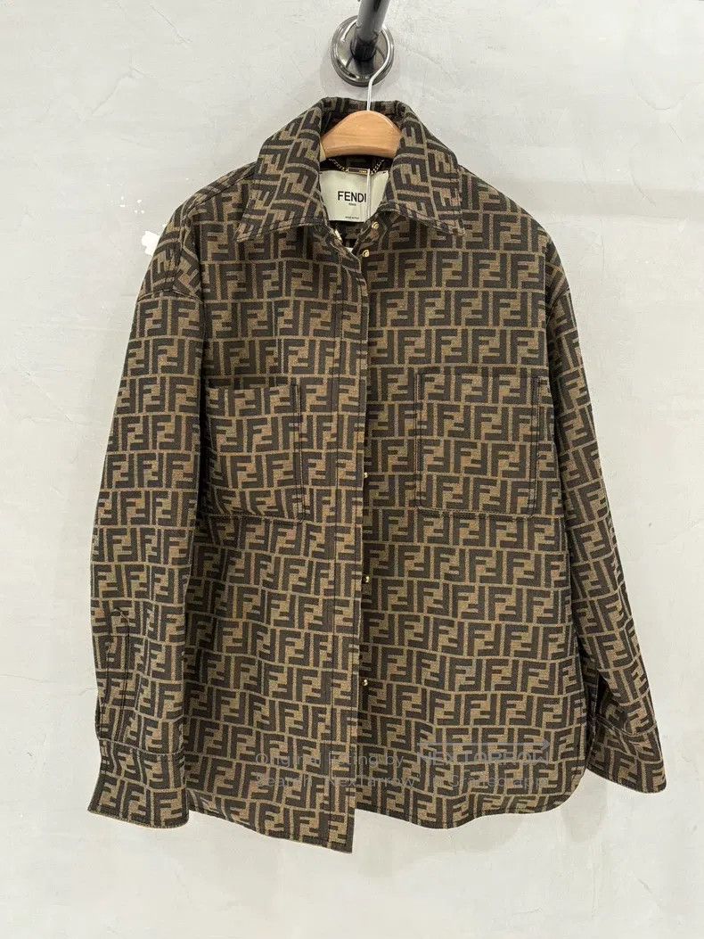 Fendi Fendi Logo Embellished Jacket Size XXS / US 00 / IT 34 - 1 Thumbnail