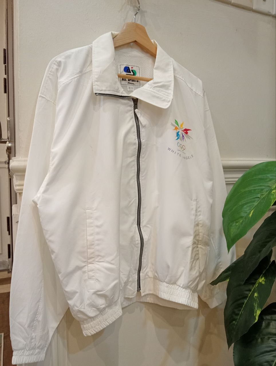 Vintage VINTAGE 90S OLYMPIC WHITE ANGELS ALL SPORT MIZUNO JACKET Size US L / EU 52-54 / 3 - 1 Thumbnail