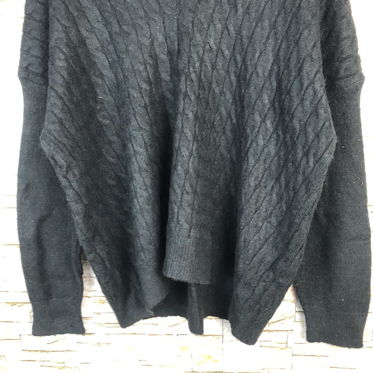 GU × Homespun Knitwear GU Black aran isle cable Knitwear japan #A1059 Size XL / US 12-14 / IT 48-50 - 6 Thumbnail