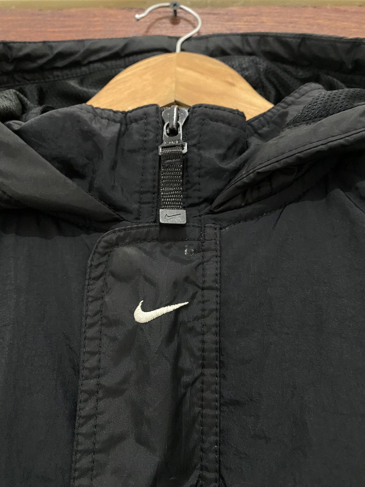 Nike Rare Nike Center Logo Swoosh Puffer Jacket Size US XL / EU 56 / 4 - 8 Thumbnail