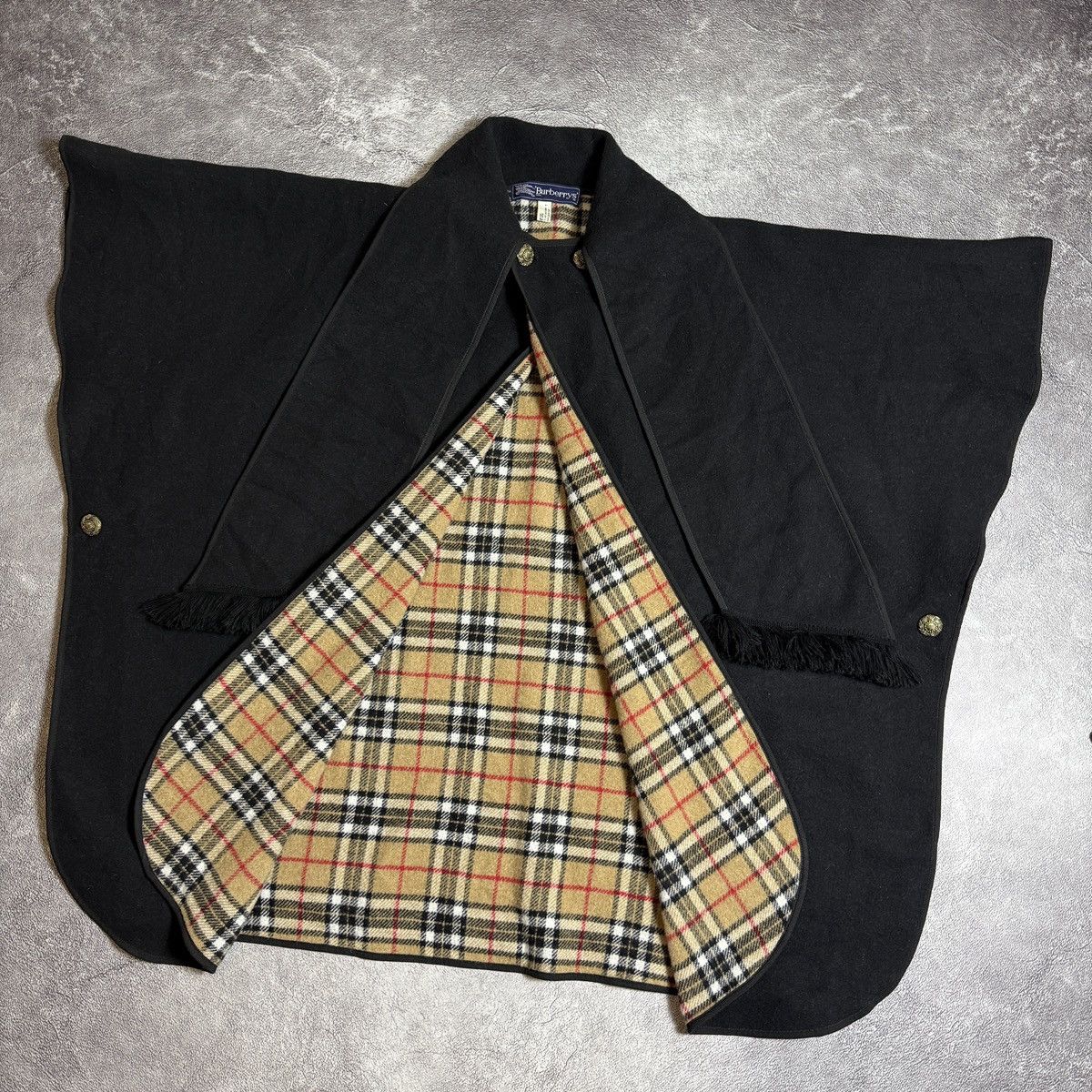 Burberry Burberry’s Reversible Wool Poncho Nova Check Black Size ONE SIZE - 5 Thumbnail