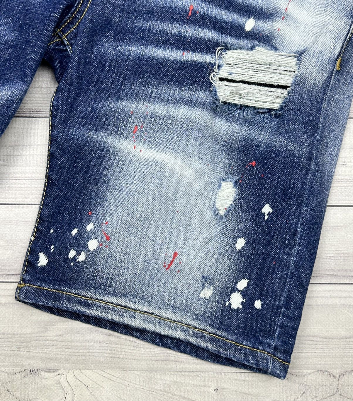 Dsquared2 Dsquared 2 Denim Shorts Size 48 ( M) With Scuffs and Paint Size US 32 / EU 48 - 3 Thumbnail