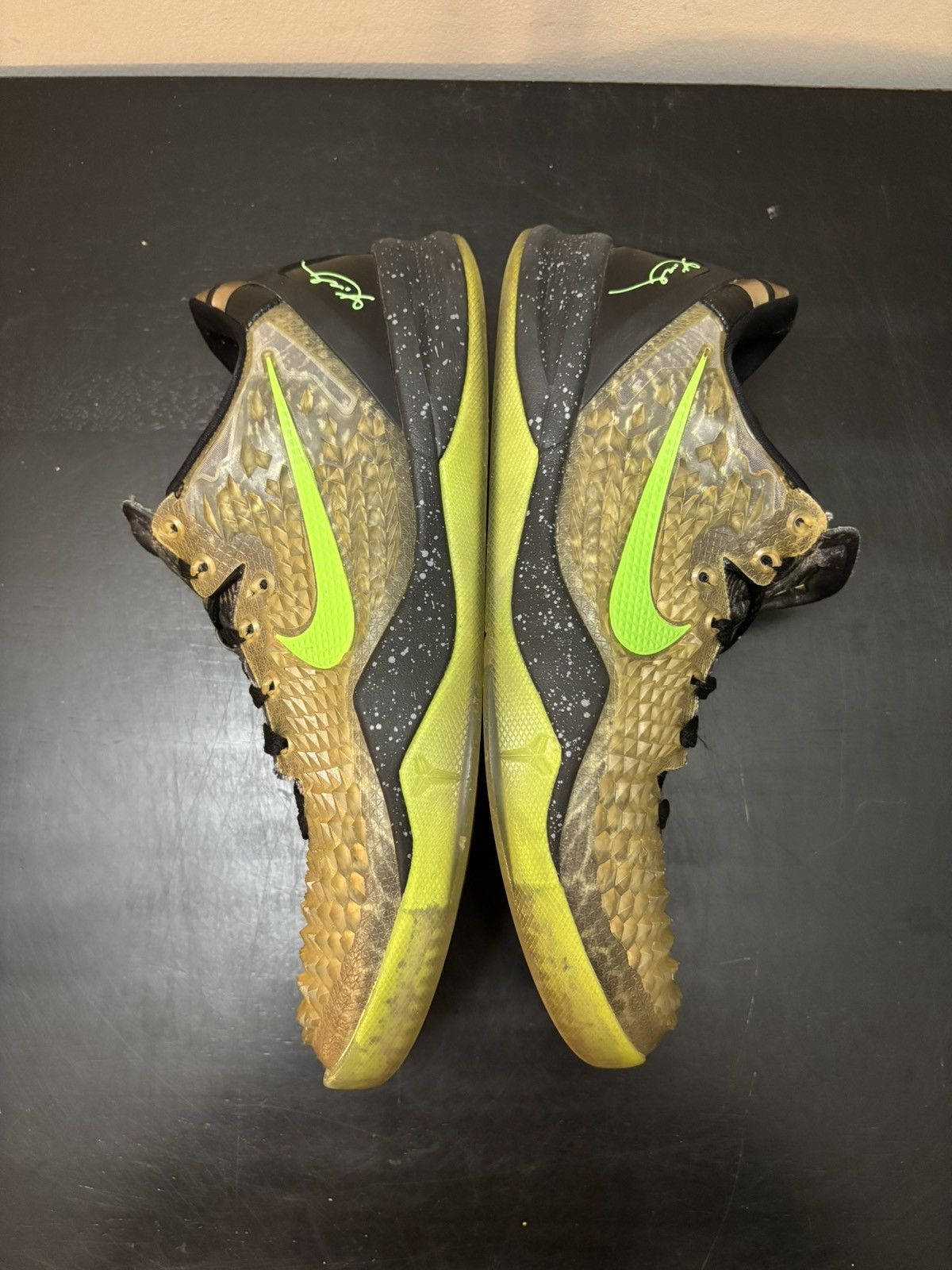 Nike Nike Kobe 8 SS Christmas 2013 Size US 11 / EU 44 - 4 Thumbnail