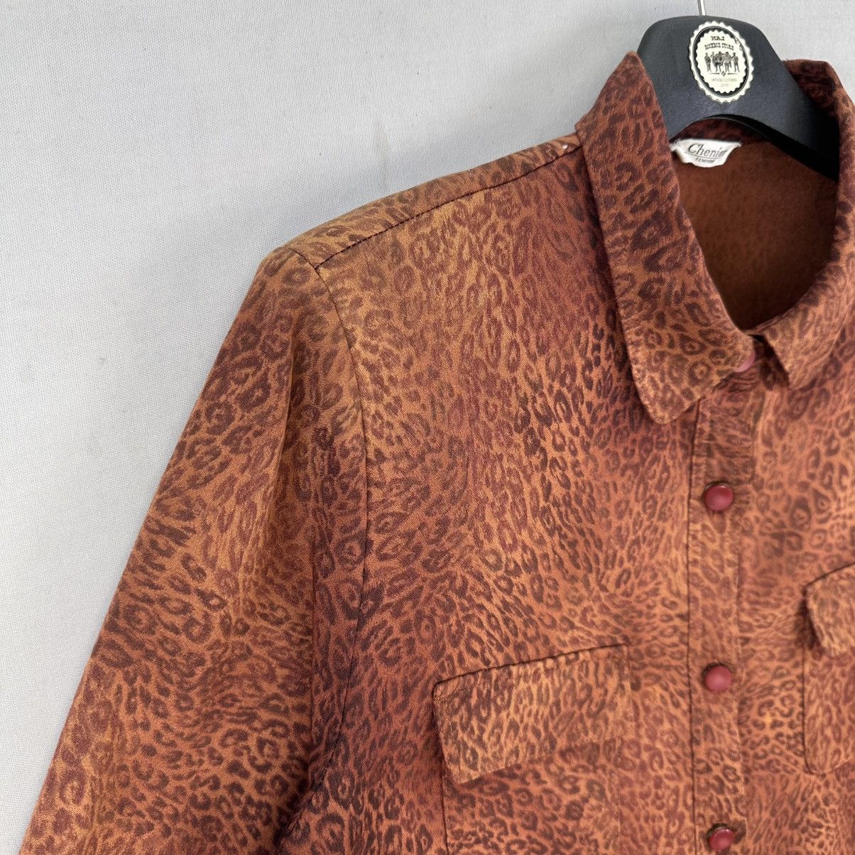 Japanese Brand Vintage 80's Leopard Shirt Flap Pocket by Chenier Faminine Size M / US 6-8 / IT 42-44 - 2 Thumbnail