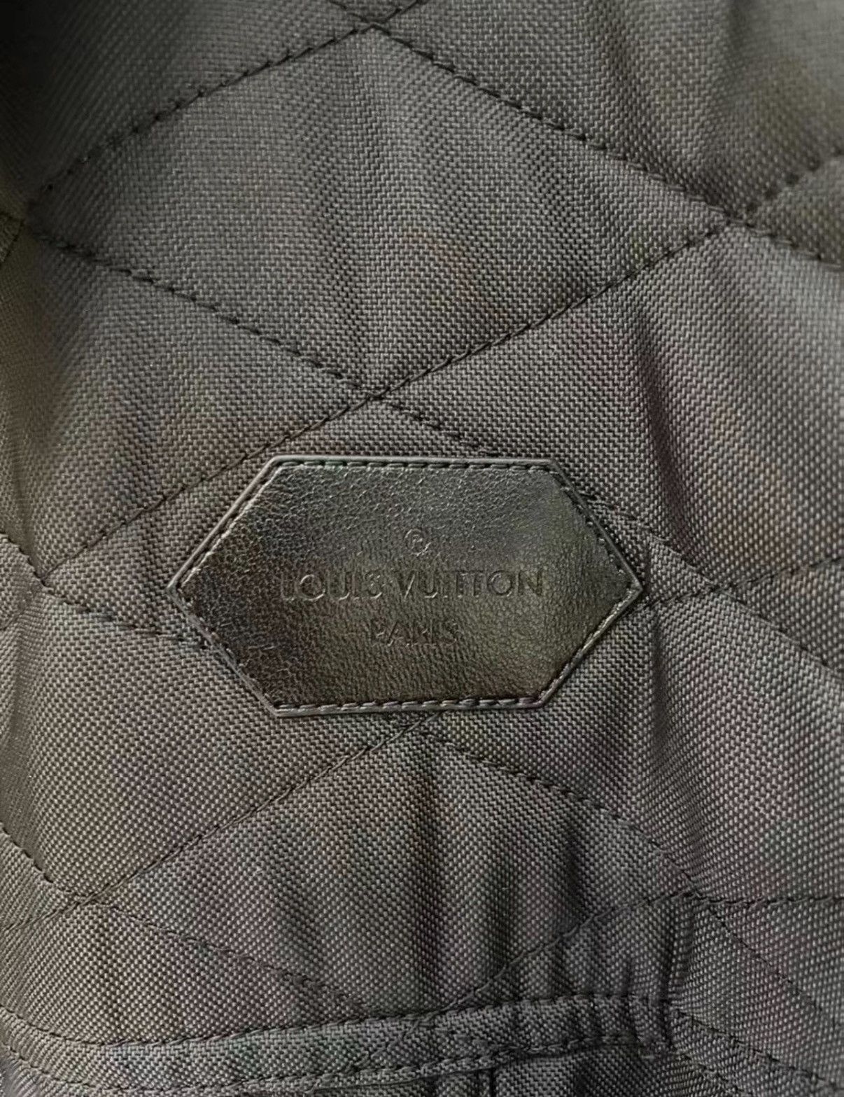 Louis Vuitton Louis Vuitton Stylish Black Midi Cotton Coat J33 Size XXS / US 00 / IT 34 - 4 Thumbnail