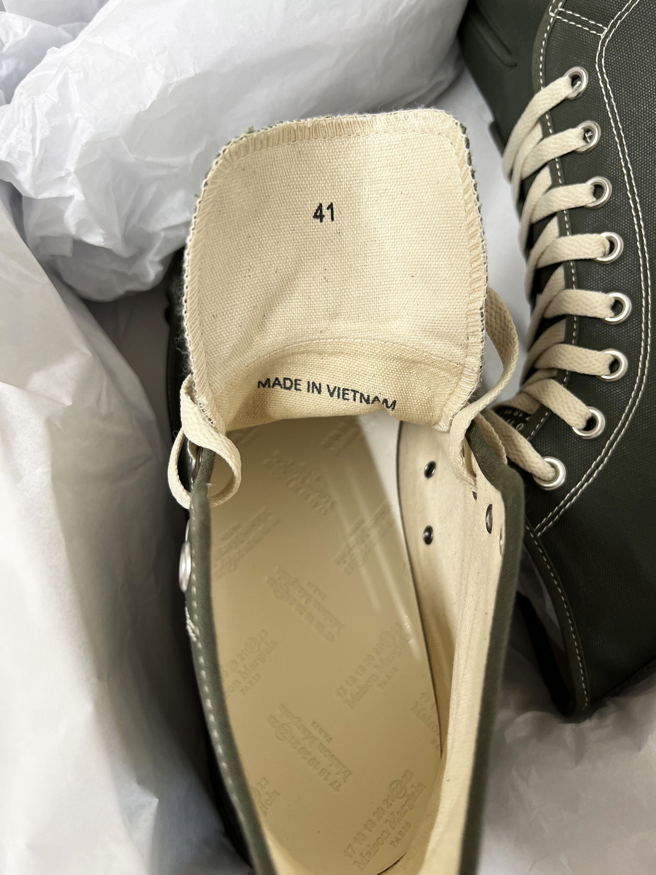 Maison Margiela New — Tabi Canvas Hi-Top Sneakers Size US 8 / EU 41 - 9 Thumbnail