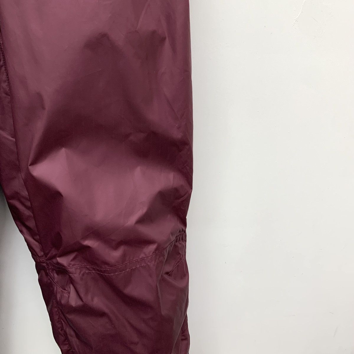 Nike Nike ACG Burgundy Logo Drawstring Casual Sports Pants K26WX Size 28" / US 6 / IT 42 - 4 Thumbnail
