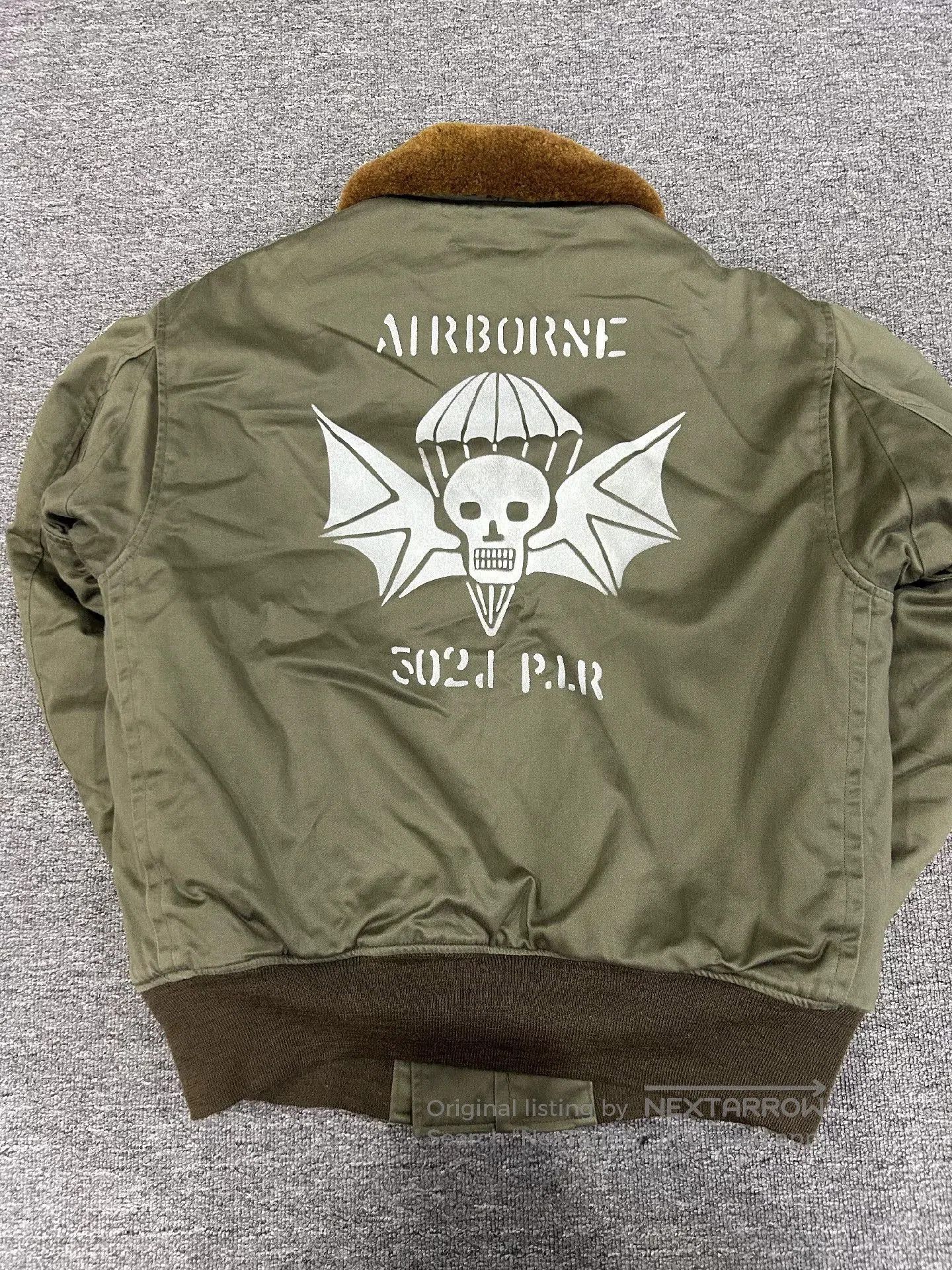 The Real McCoy's real McCoy B10 Flight Jacket in Olive Green. Size US L / EU 52-54 / 3 - 3 Thumbnail