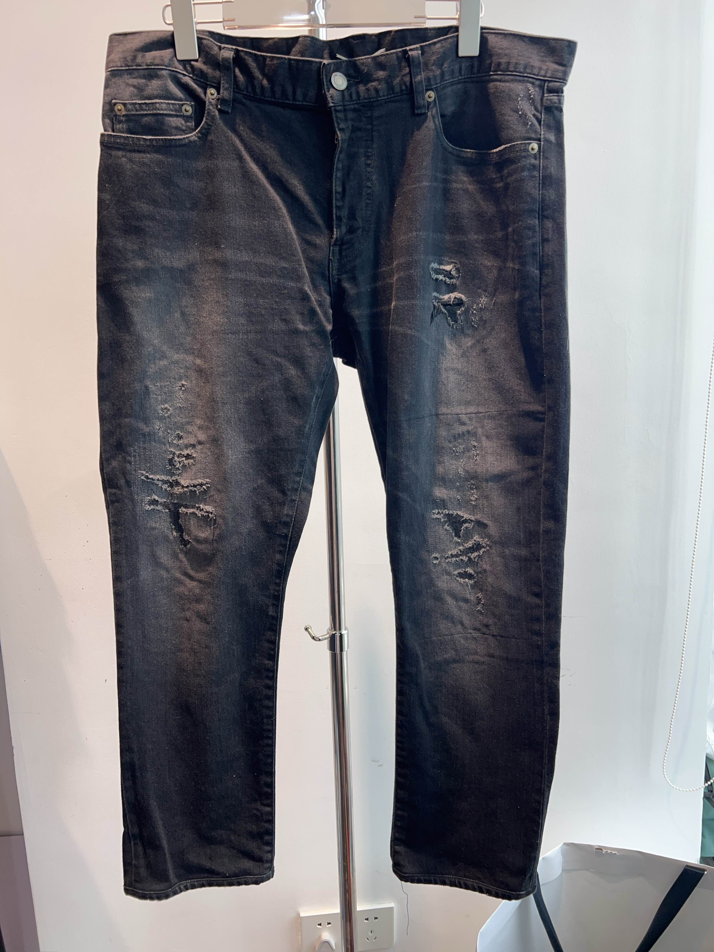 Saint Laurent Paris Saint Laurent Distressed Denim Jeans Size 33 Size US 33 - 1 Thumbnail